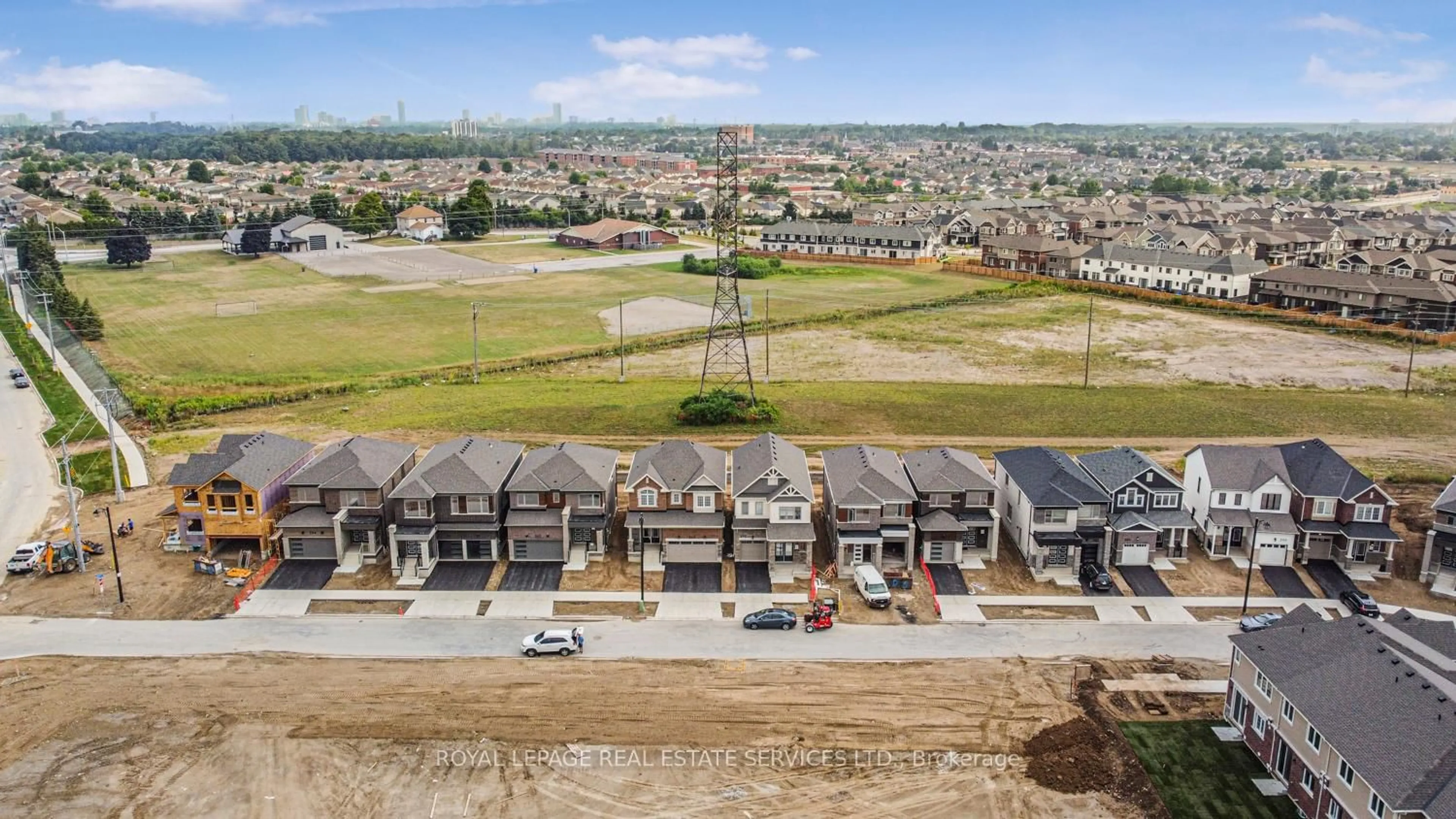 A pic from outside/outdoor area/front of a property/back of a property/a pic from drone, mountain view for 266 Millstone St, Kitchener Ontario N2R 0V8