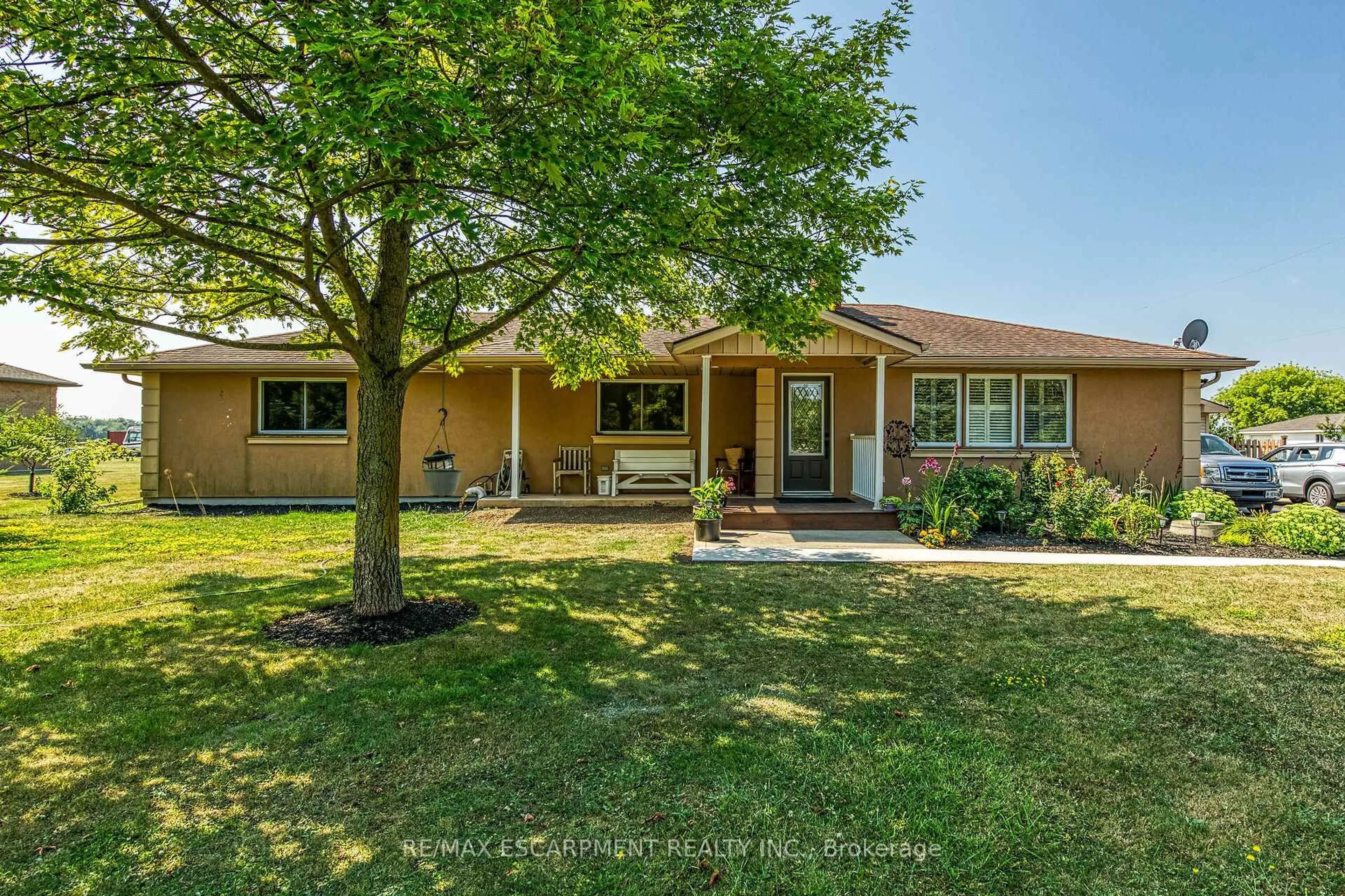 Unknown for 982 Highland Rd, Hamilton Ontario L8J 3G9