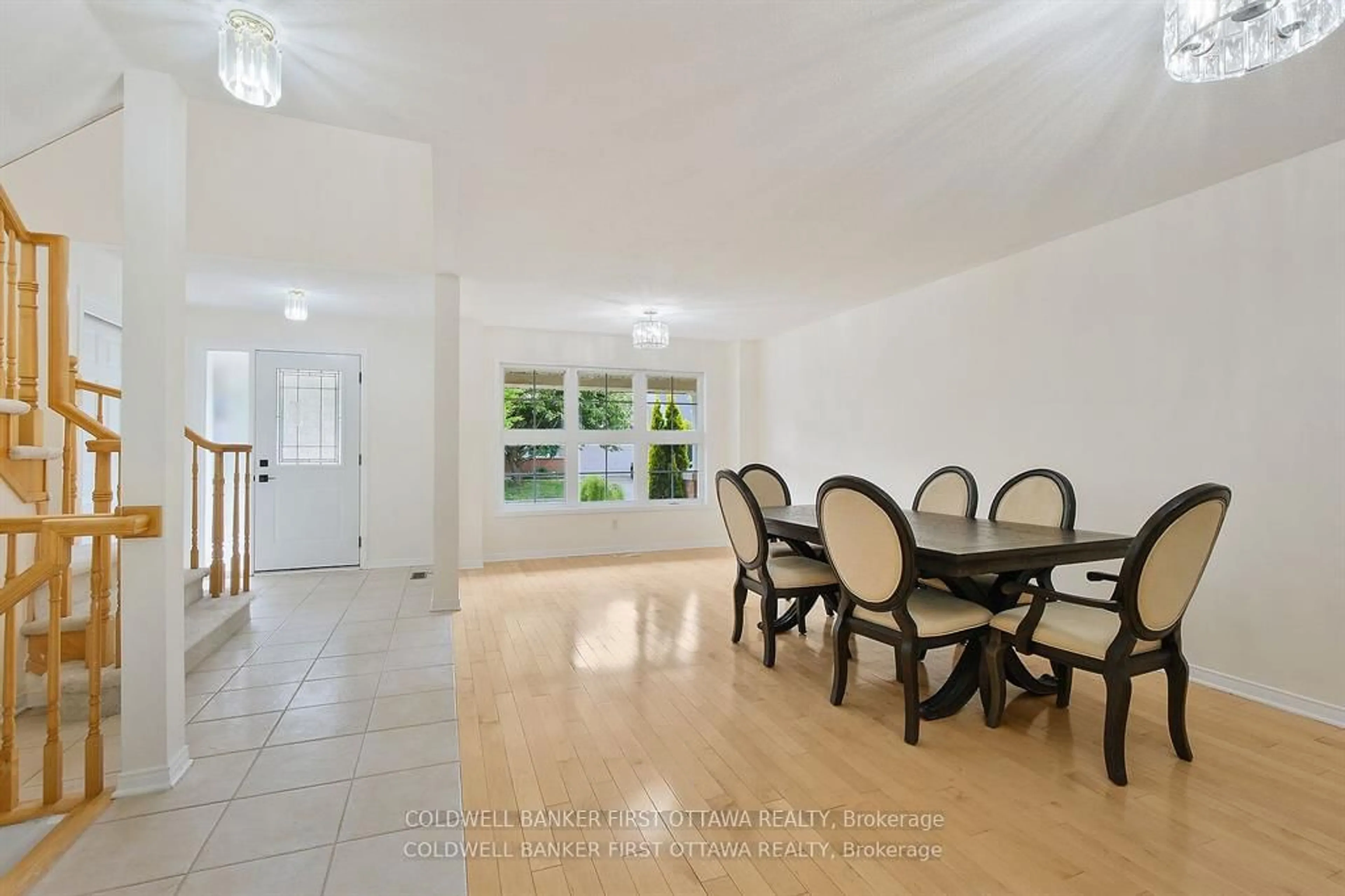 Dining room, ceramic/tile floor for 107 COLUMBIA Ave, Ottawa Ontario K1V 1Z3