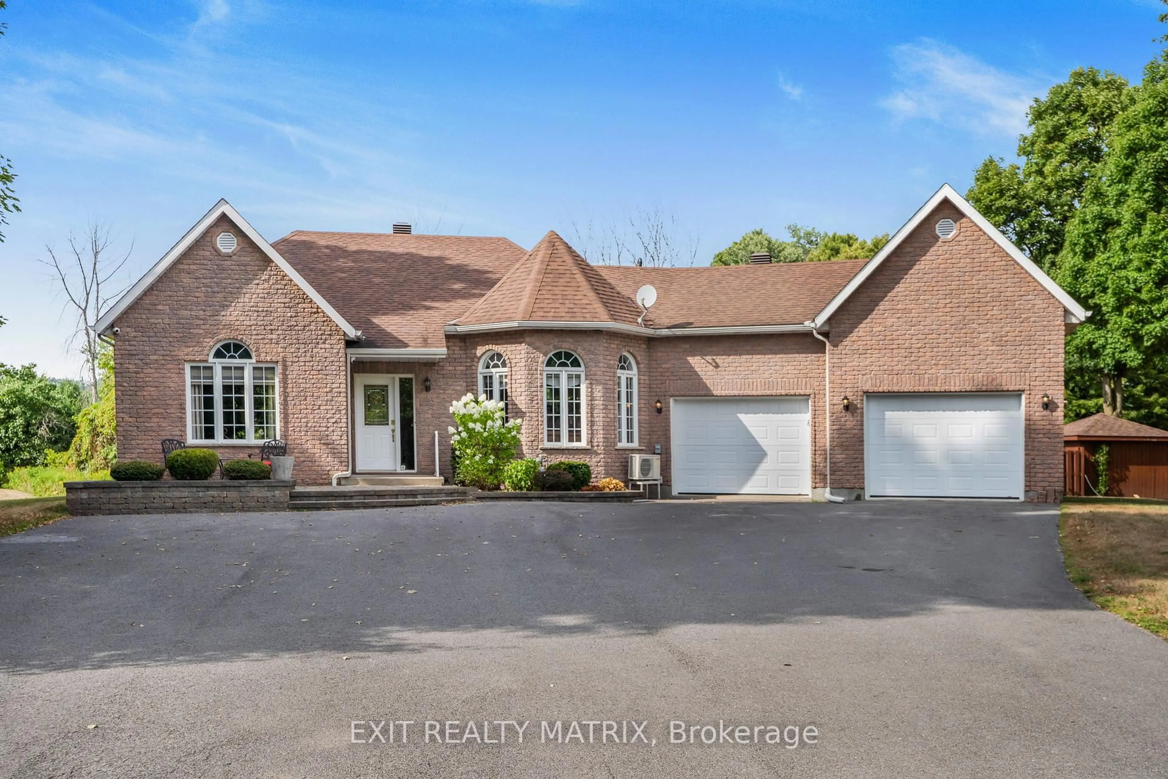 Unknown for 18 Davidson St, Champlain Ontario K0B 1K0
