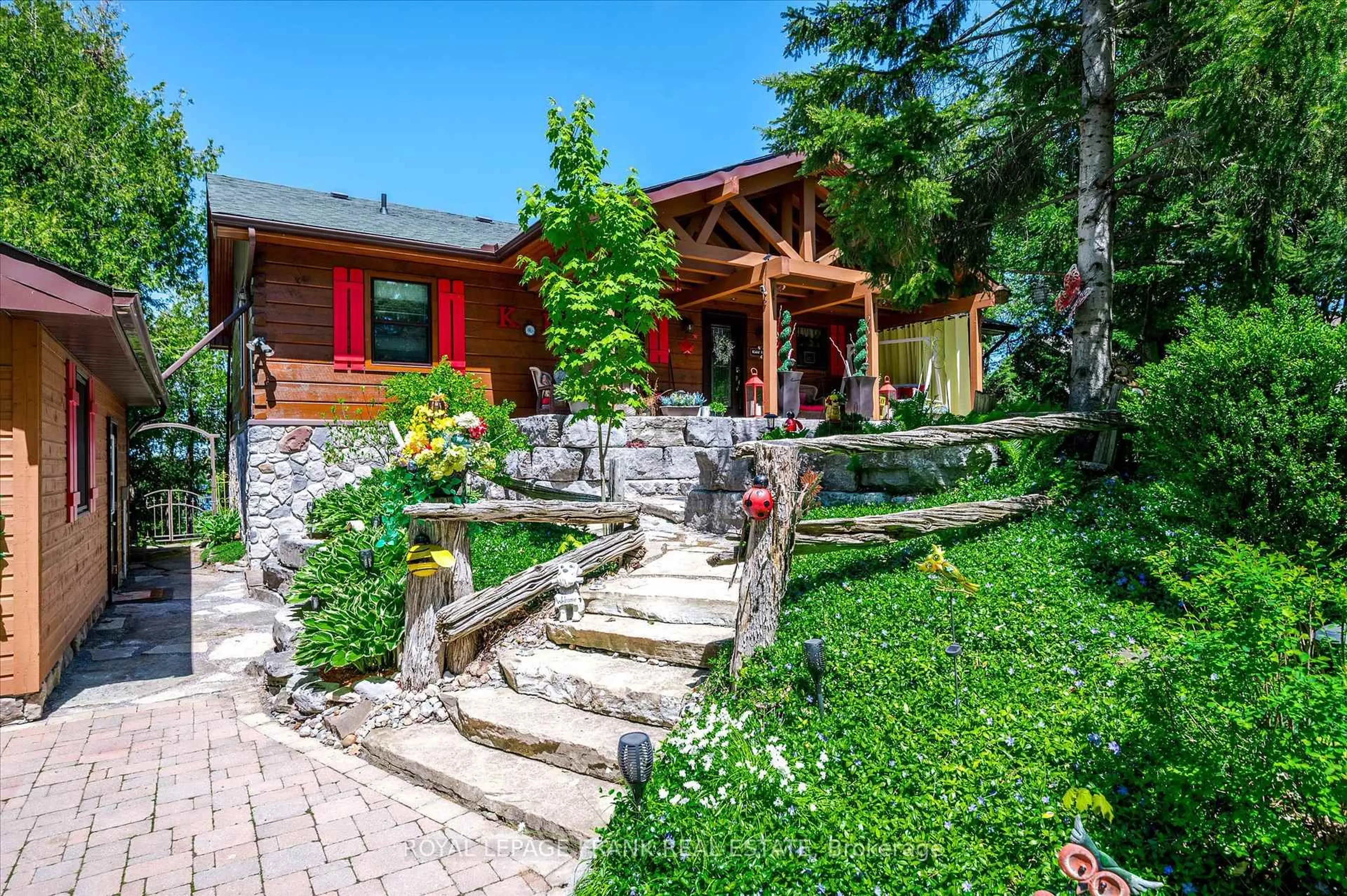 Patio, street for 124 Fire Route 66, Trent Lakes Ontario K0L 2J0