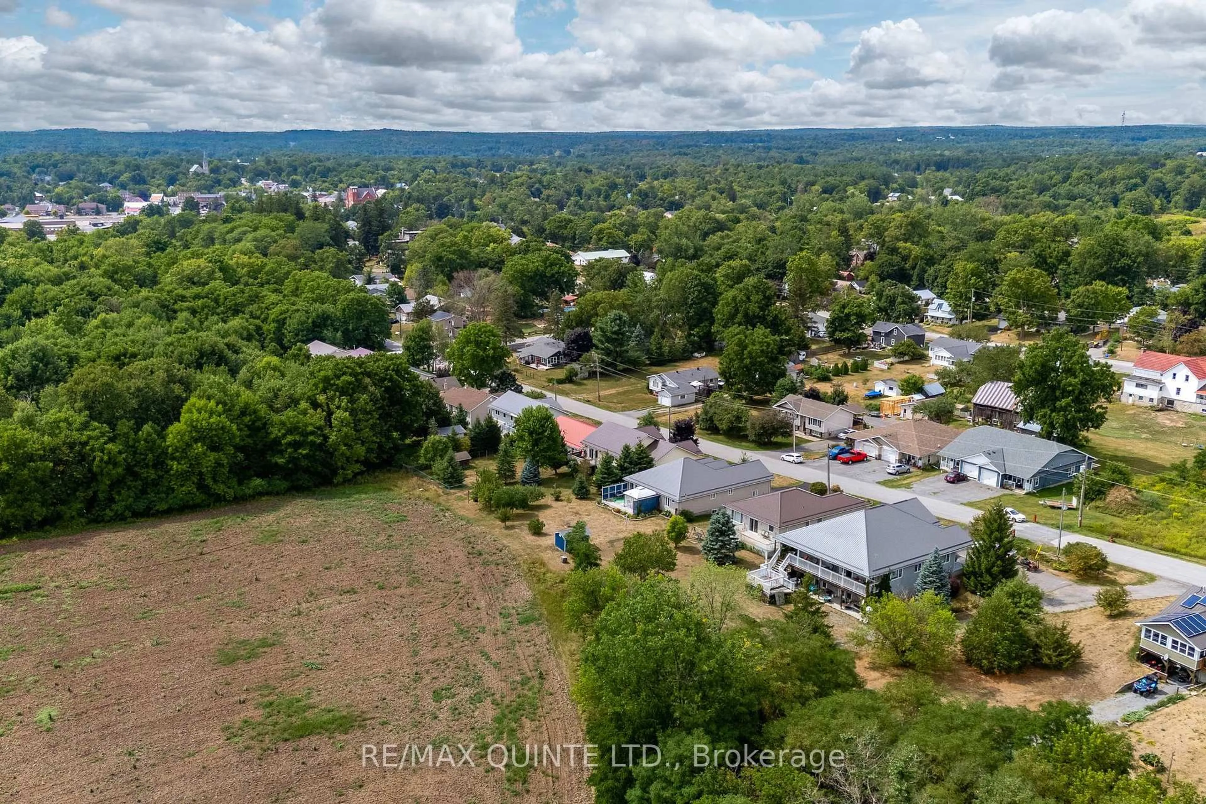 A pic from outside/outdoor area/front of a property/back of a property/a pic from drone, unknown for 99 Mckenzie St, Madoc Ontario K0K 2K0