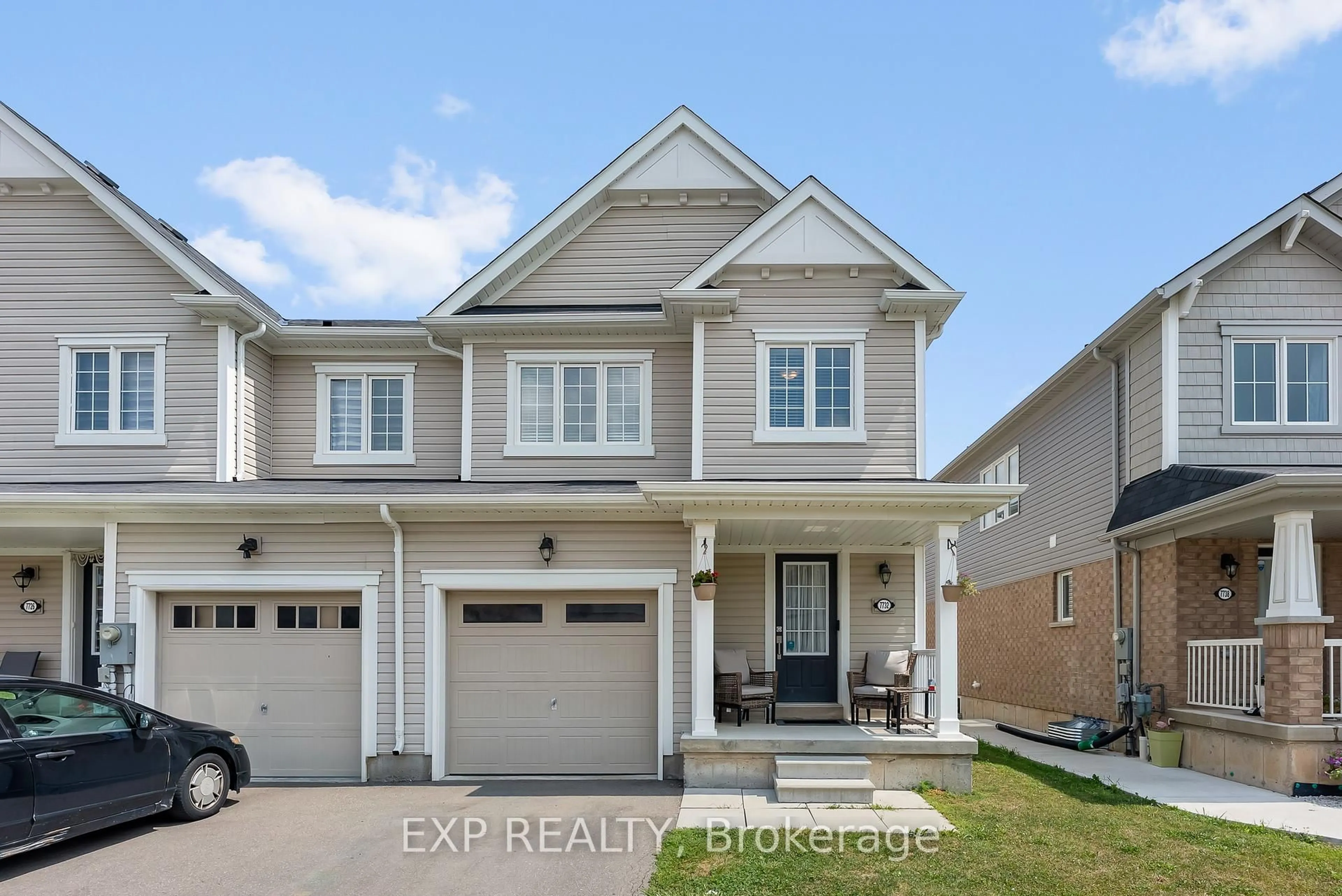 Home with vinyl exterior material, street for 7732 REDBUD Lane, Niagara Falls Ontario L2H 3R9