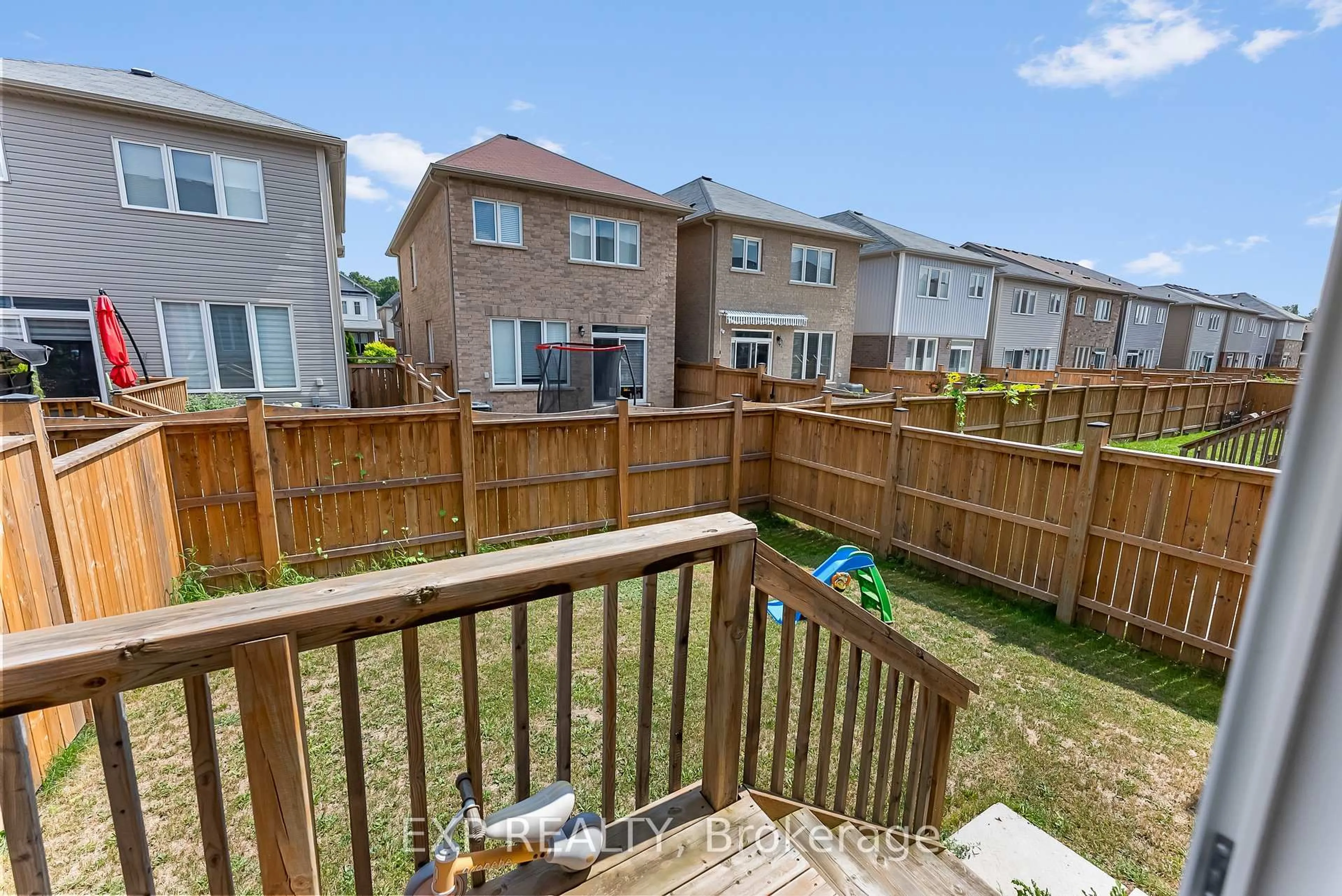 Patio, unknown for 7732 REDBUD Lane, Niagara Falls Ontario L2H 3R9