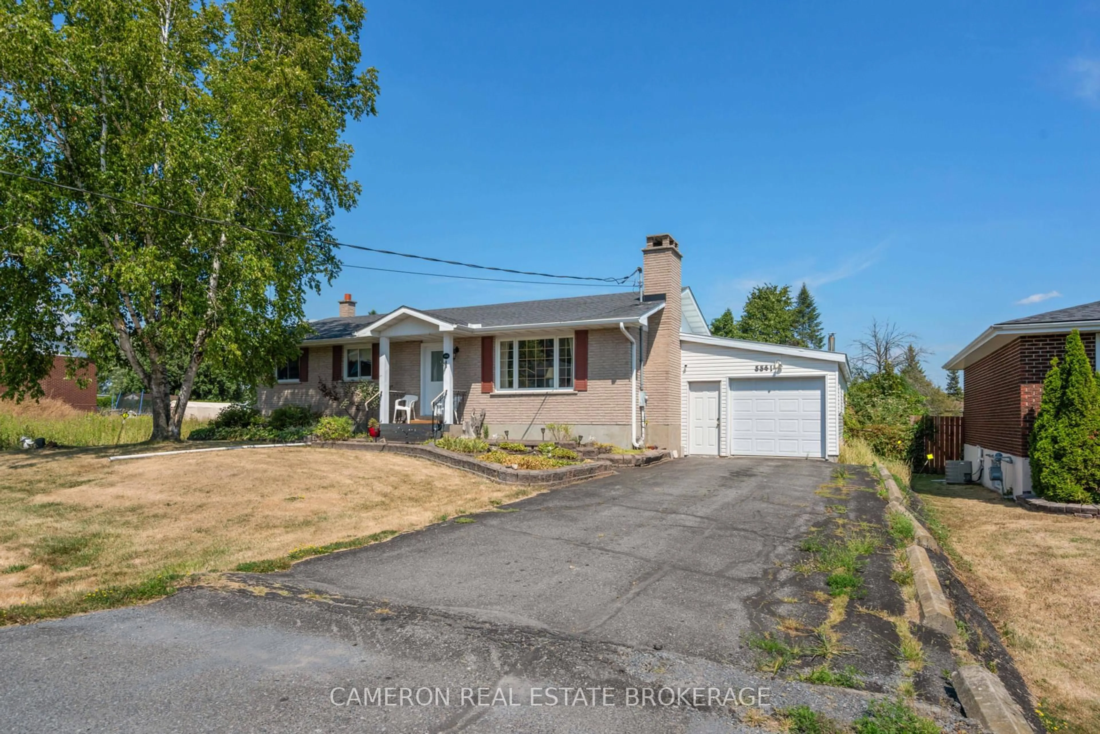A pic from outside/outdoor area/front of a property/back of a property/a pic from drone, street for 3341 Bruce St, South Stormont Ontario K6K 1M7
