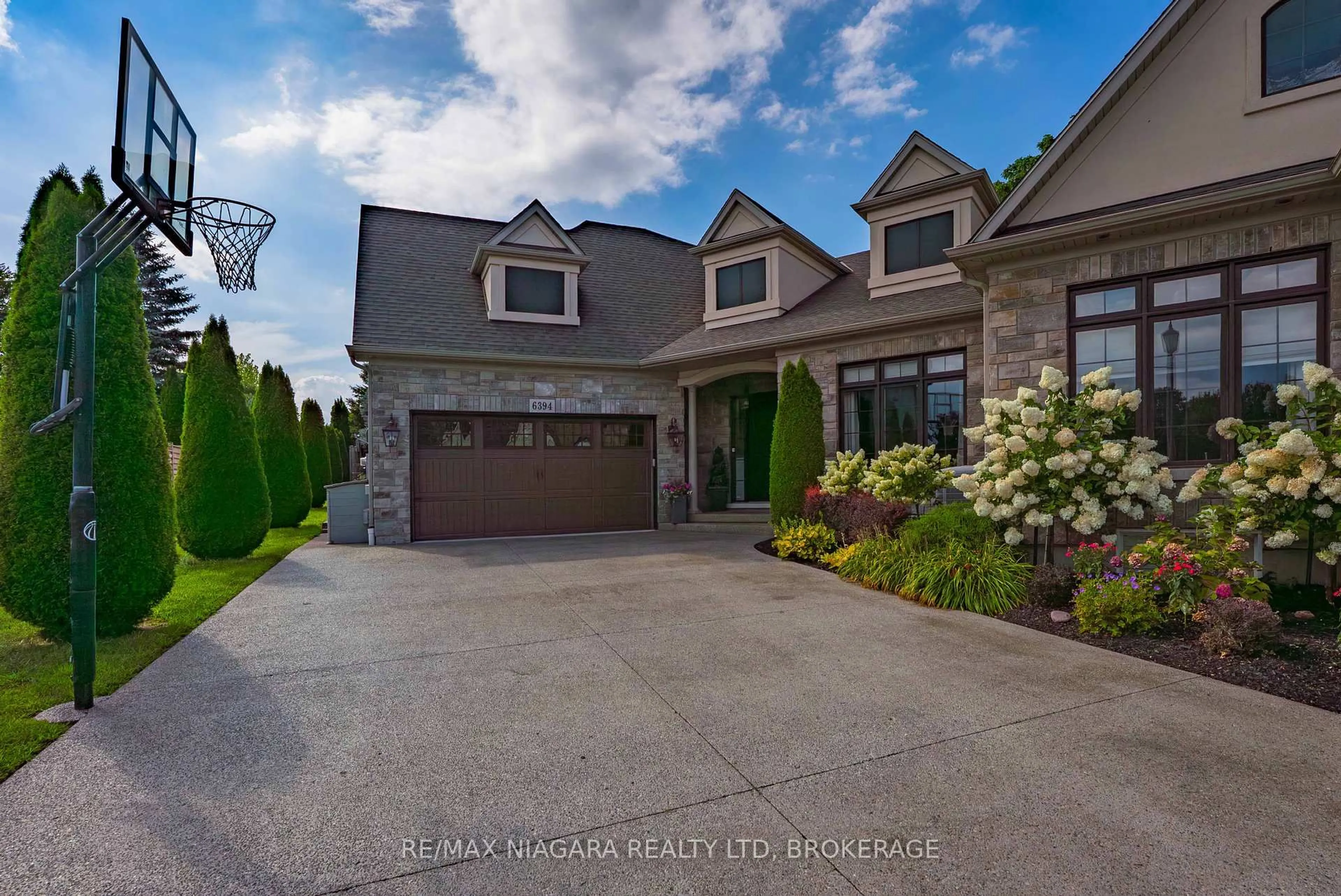Unknown for 6394 Pinestone Rd, Niagara Falls Ontario L2J 4L1