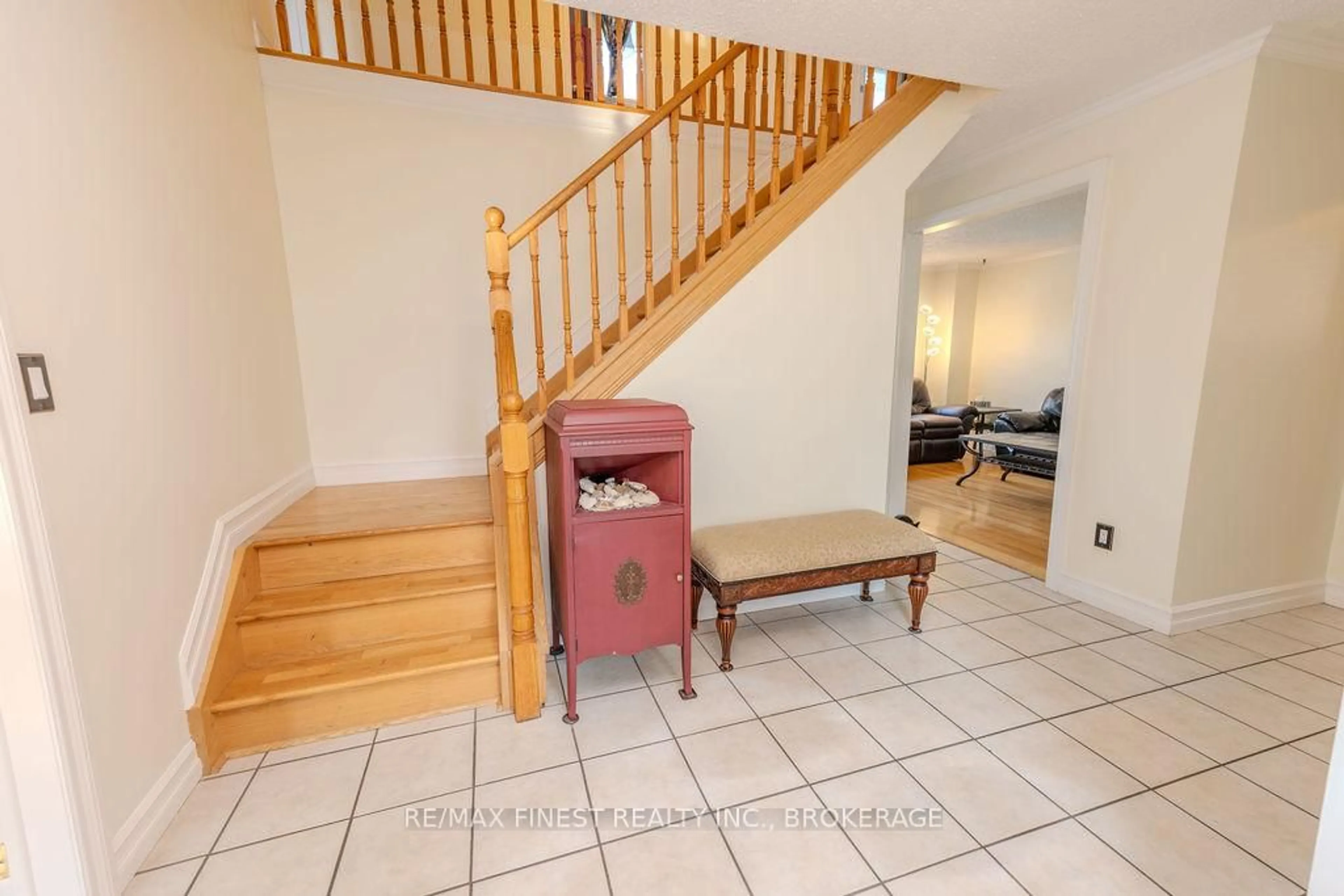 Unknown for 1106 Wintergreen Cres, Kingston Ontario K7P 2G2