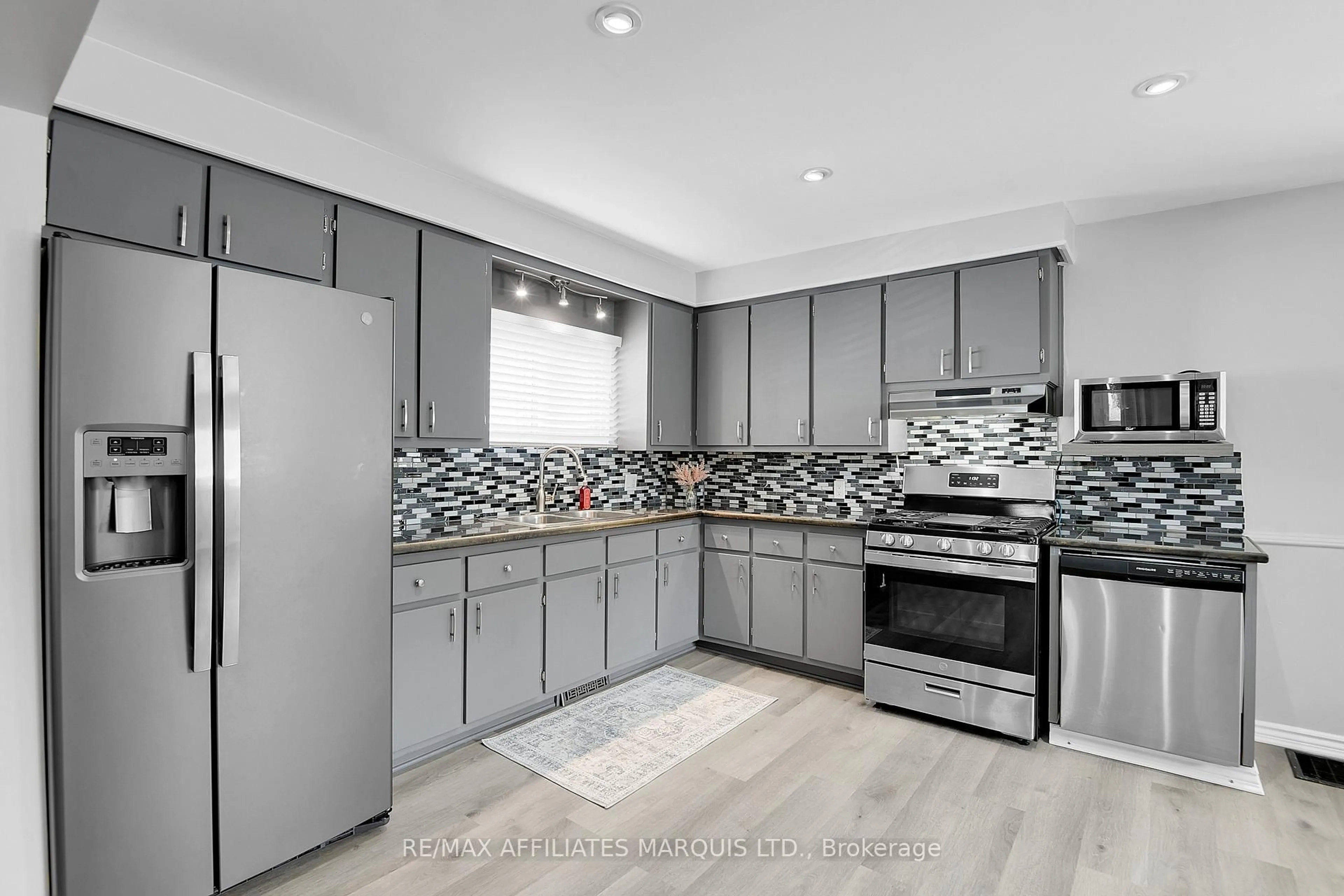 Open concept kitchen, ceramic/tile floor for 29 Lefebvre Ave, Cornwall Ontario K6H 5G3