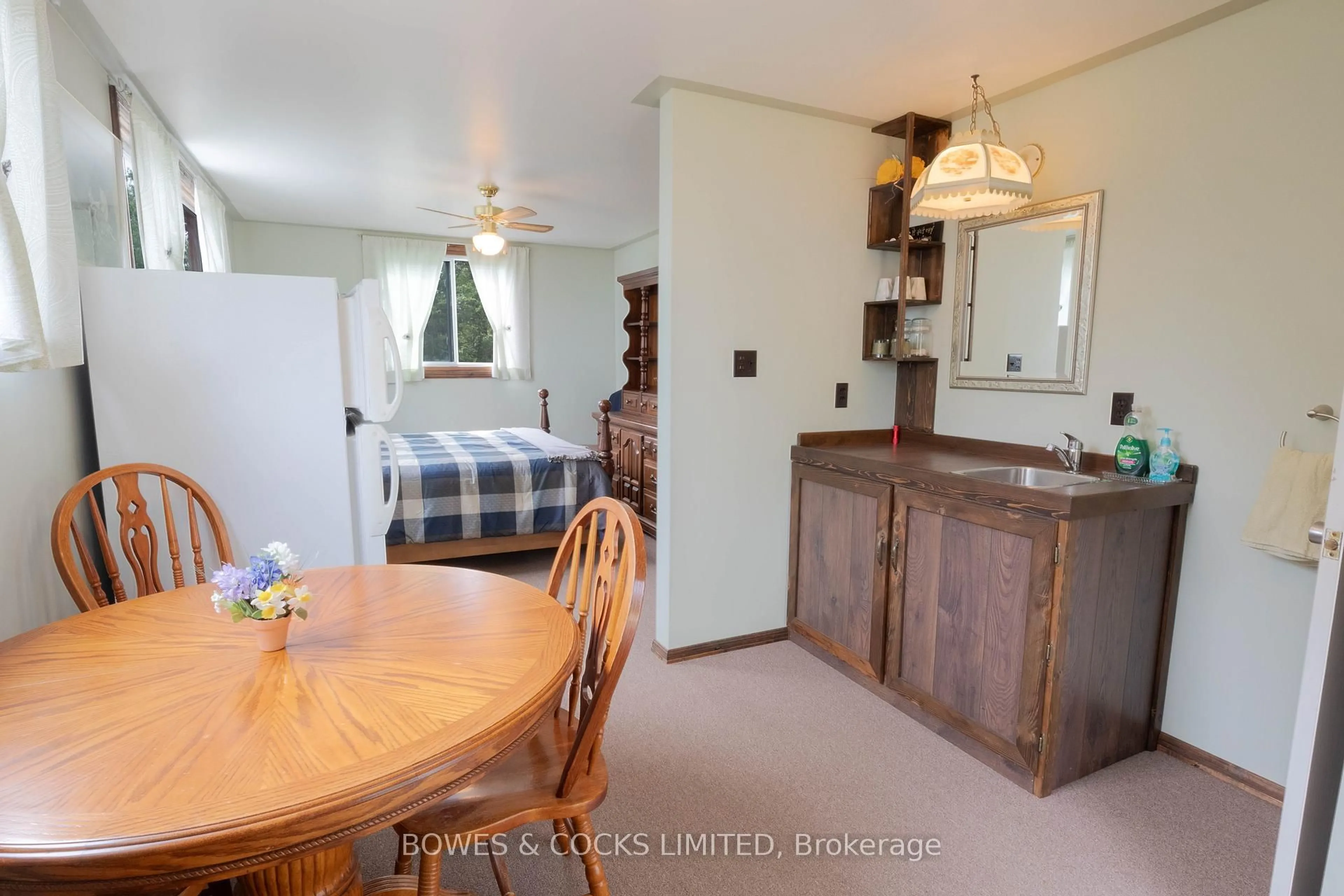 Standard kitchen, unknown for 4 Fire Route 83B, Havelock-Belmont-Methuen Ontario K0L 1Z0