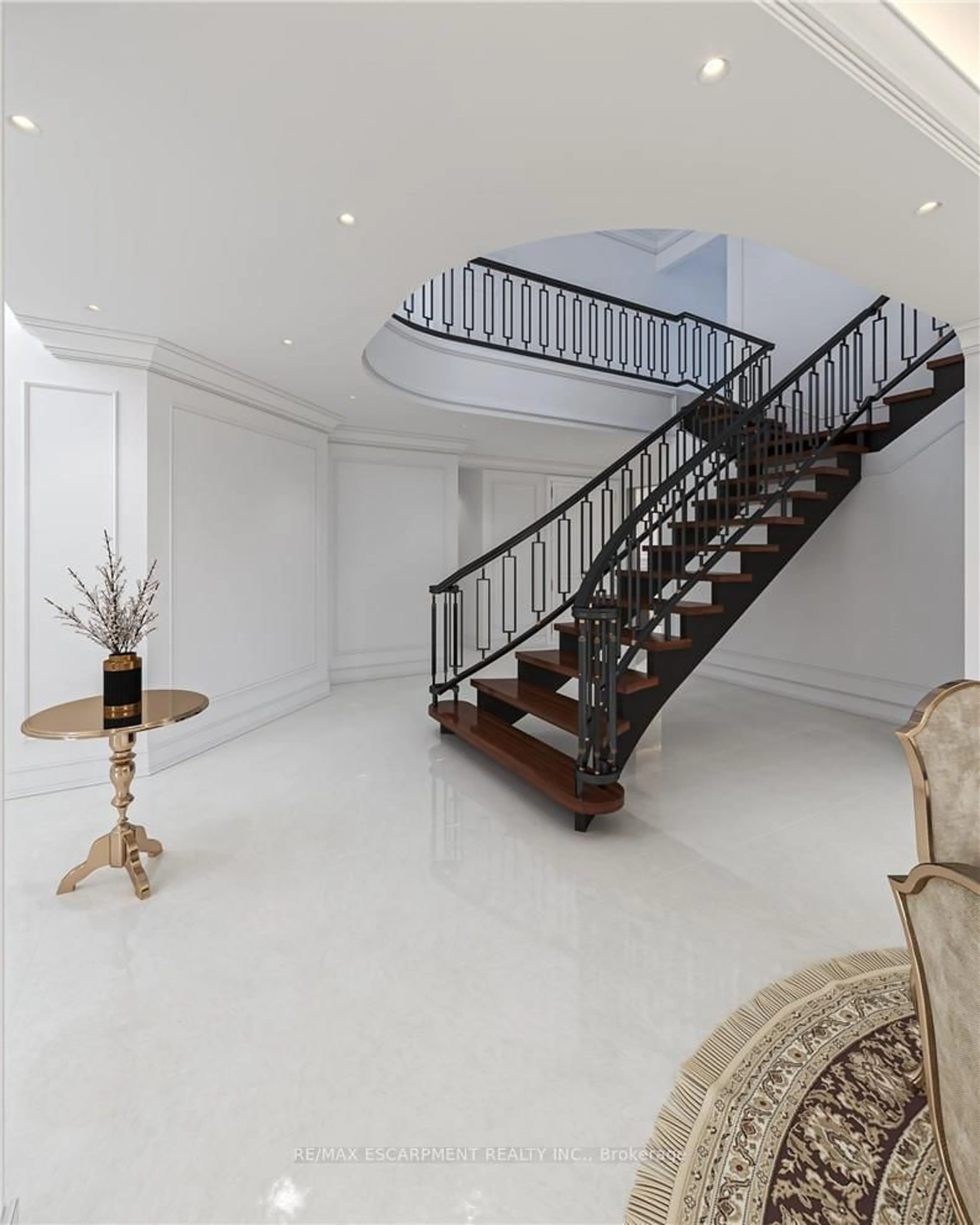 Indoor foyer for 49 Roselawn Ave, Hamilton Ontario L9G 2H9
