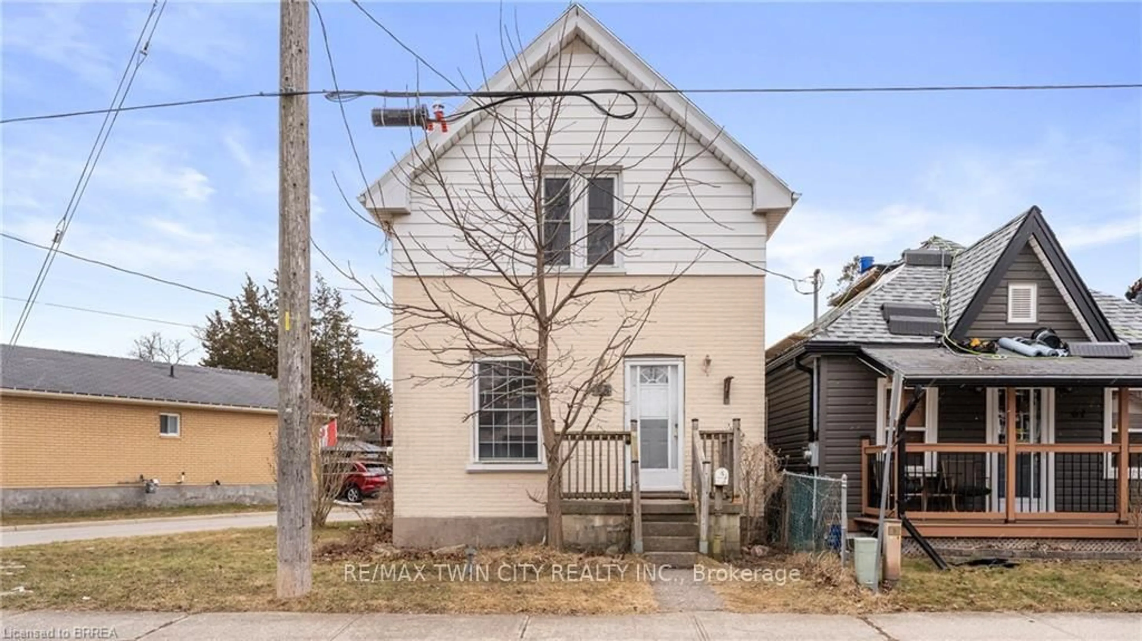 Unknown for 63 Walter St, Brantford Ontario N3S 1N7