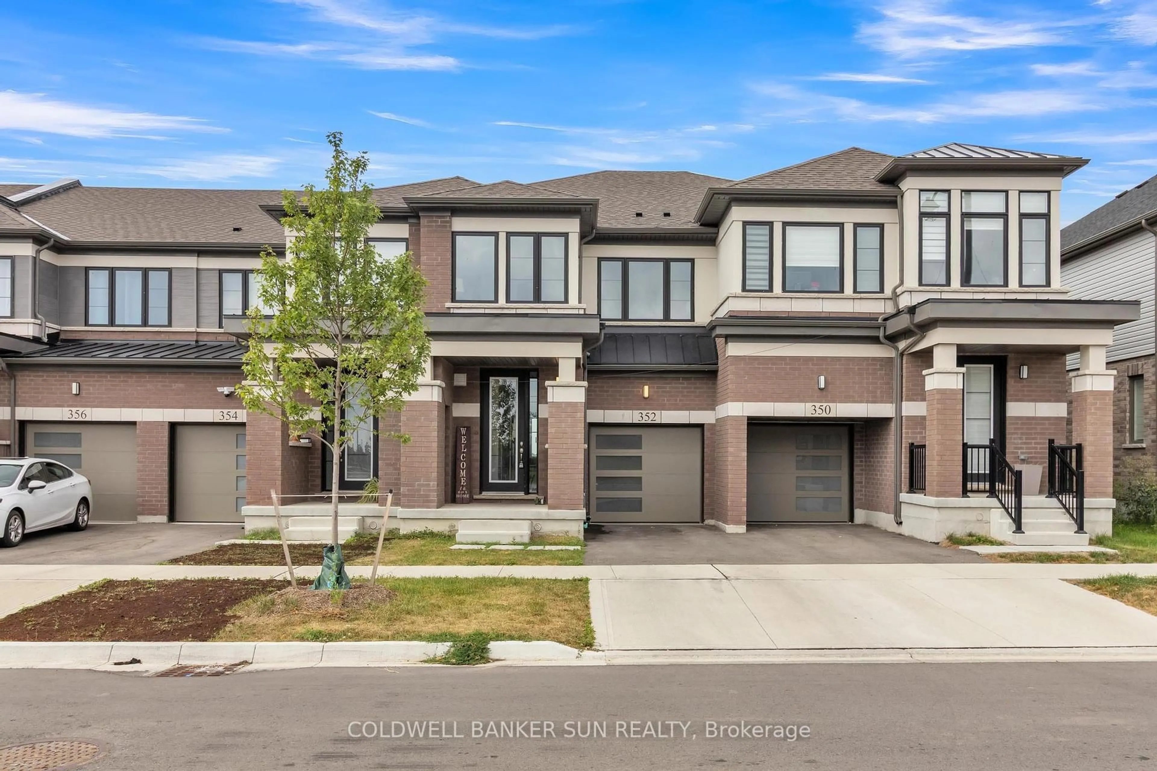 Home with brick exterior material, street for 352 Bismark Dr, Cambridge Ontario N1S 0C6