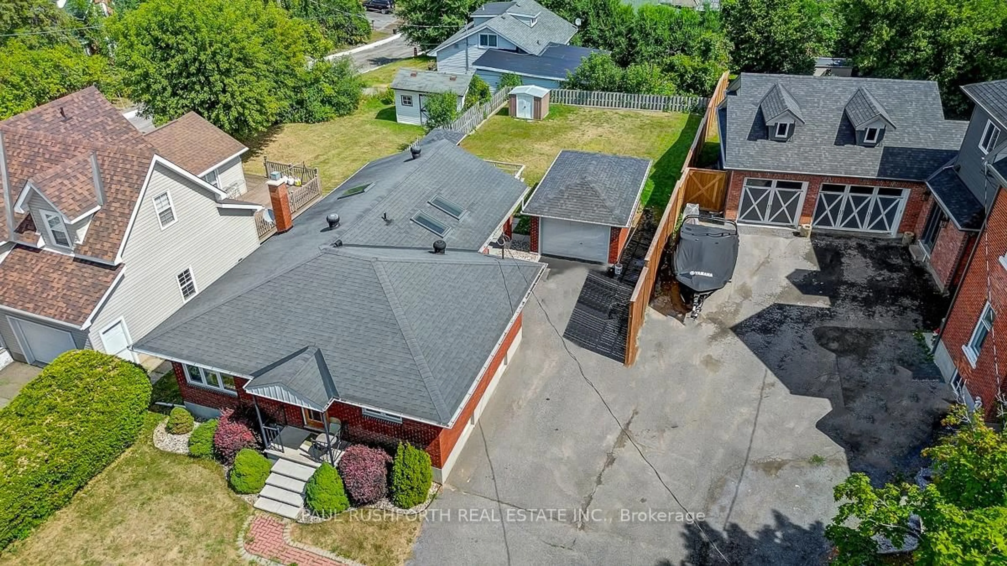 A pic from outside/outdoor area/front of a property/back of a property/a pic from drone, street for 235 Elgin St, Arnprior Ontario K7S 1P4