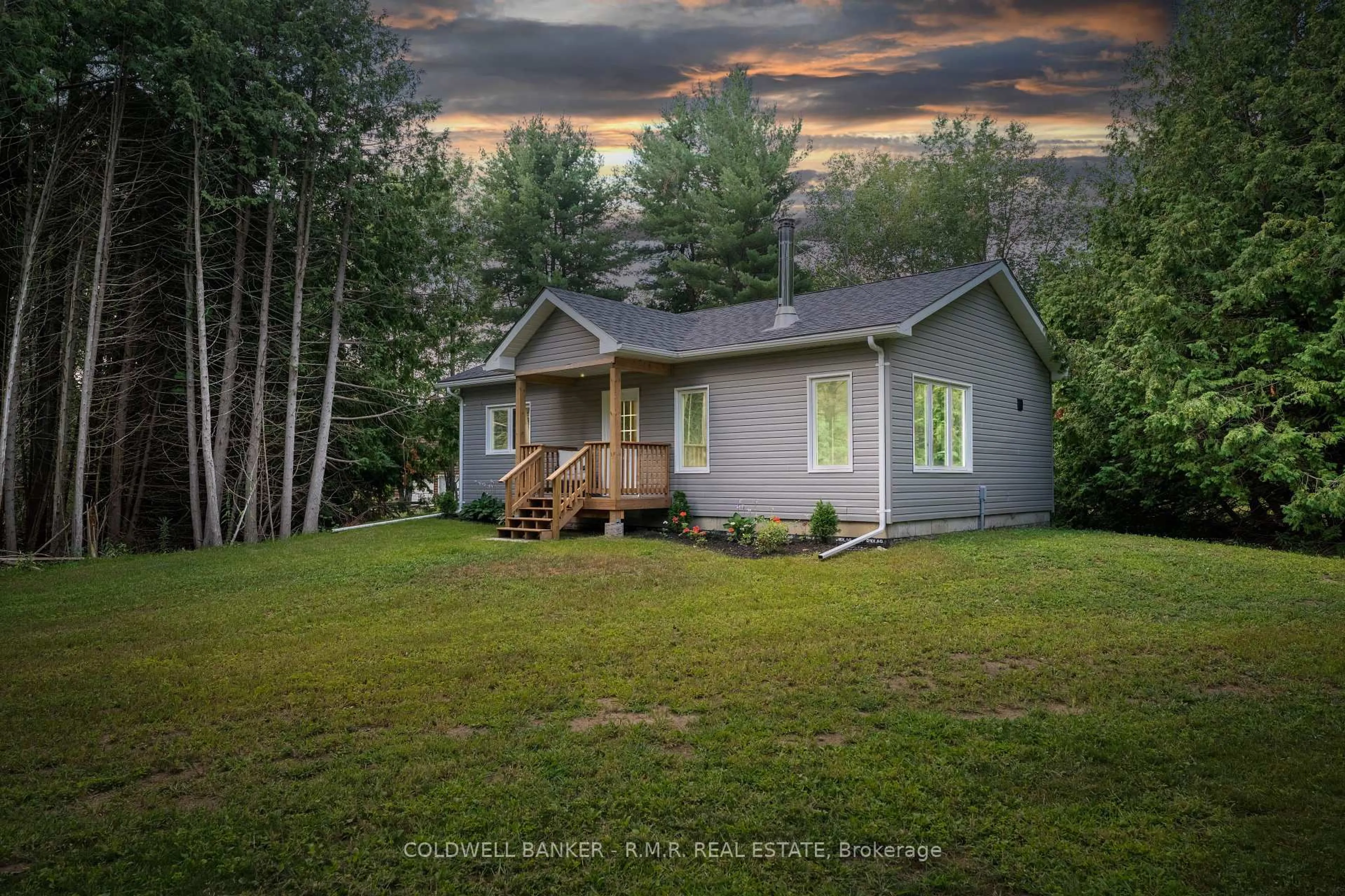 A pic from outside/outdoor area/front of a property/back of a property/a pic from drone, unknown for 8440 Deans Hill Rd, Port Hope Ontario L0A 1B0
