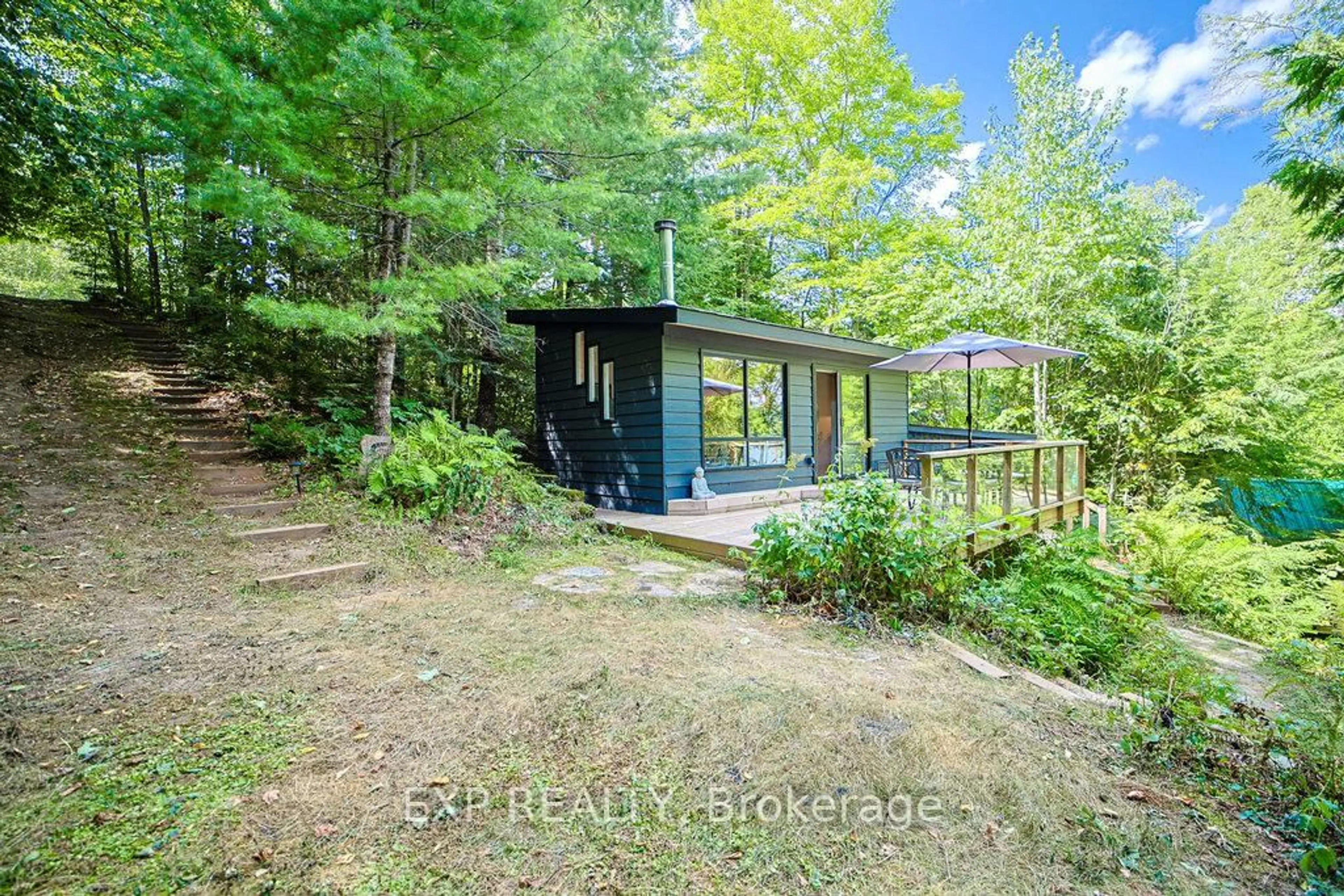 Shed for 565 West Diamond Lake Rd, Haliburton Ontario K0L 2A0