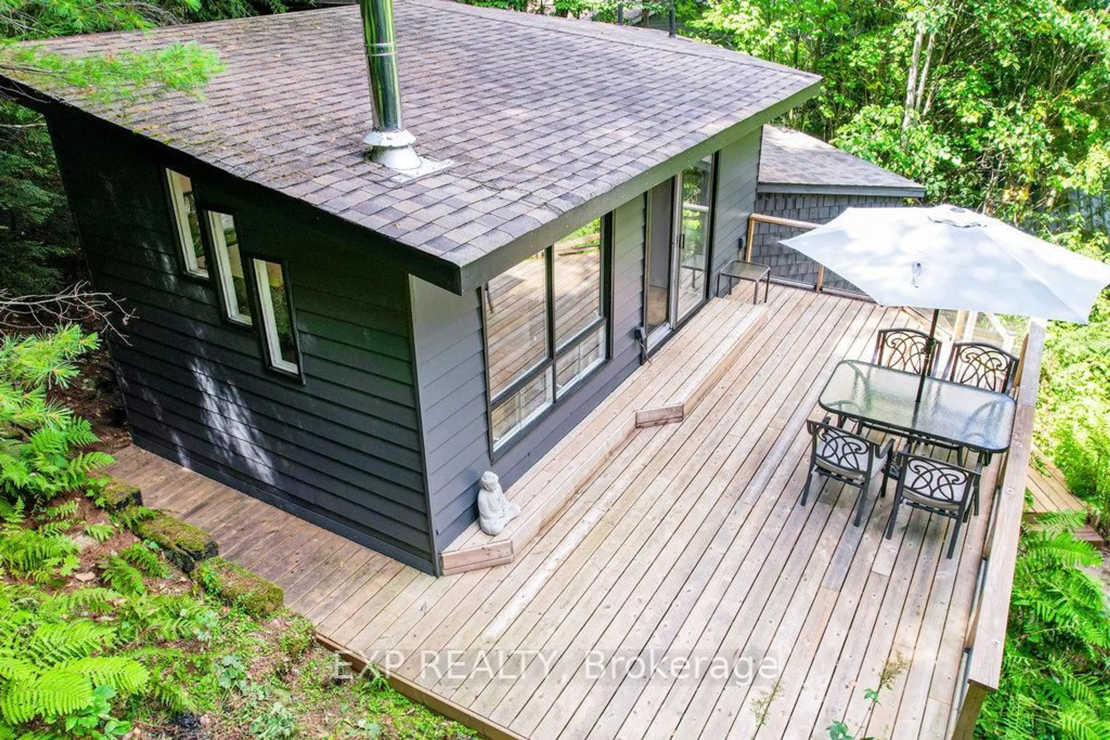 A pic from outside/outdoor area/front of a property/back of a property/a pic from drone, unknown for 565 West Diamond Lake Rd, Haliburton Ontario K0L 2A0