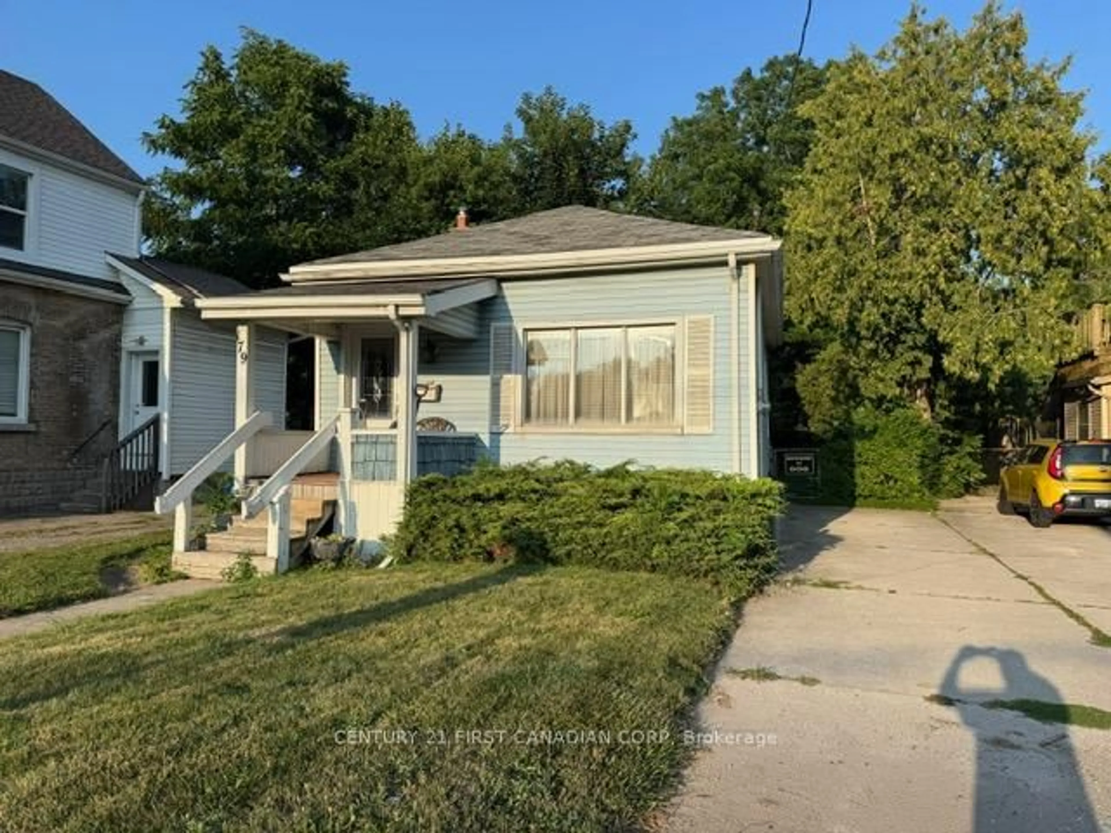 Unknown for 179 Wharncliffe Rd, London North Ontario N6H 2B1