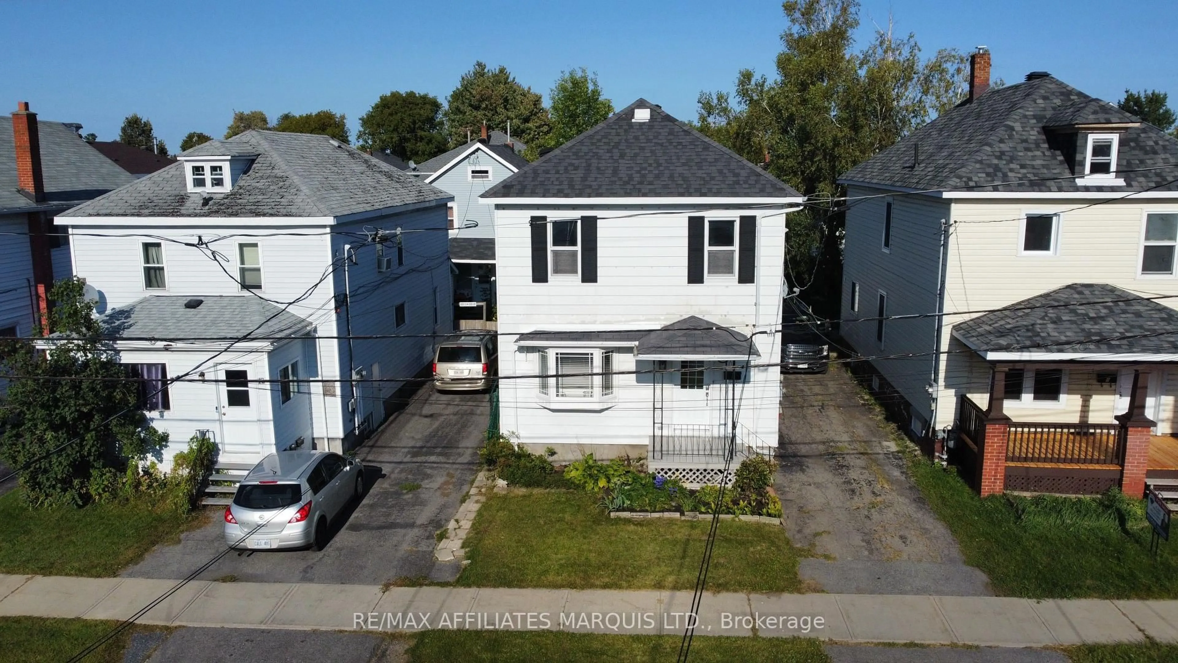 A pic from outside/outdoor area/front of a property/back of a property/a pic from drone, street for 10 Millville Ave, Cornwall Ontario K6H 4K4