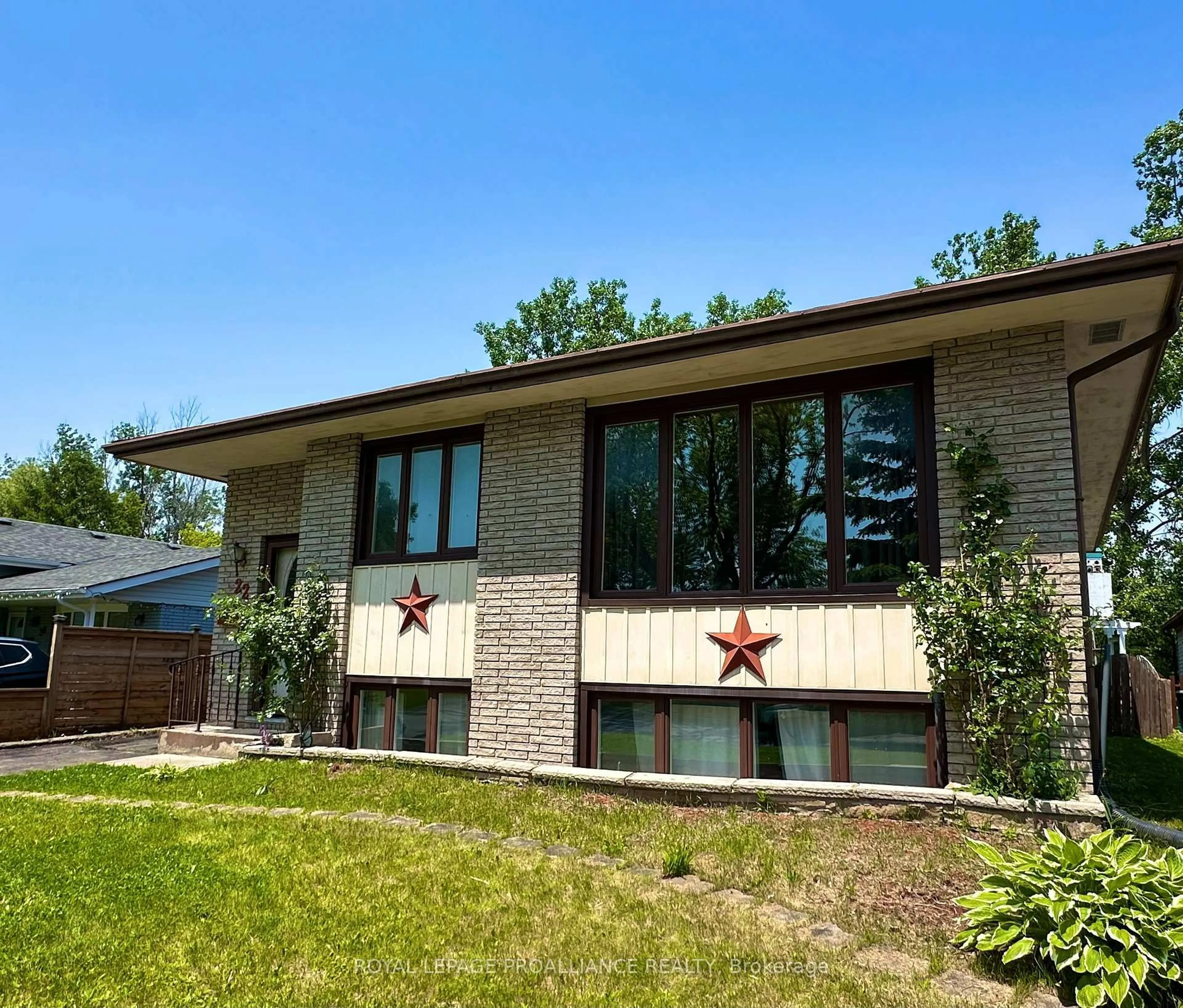 Home with brick exterior material, building for 22 Connolly Ave, Quinte West Ontario K8V 5T4