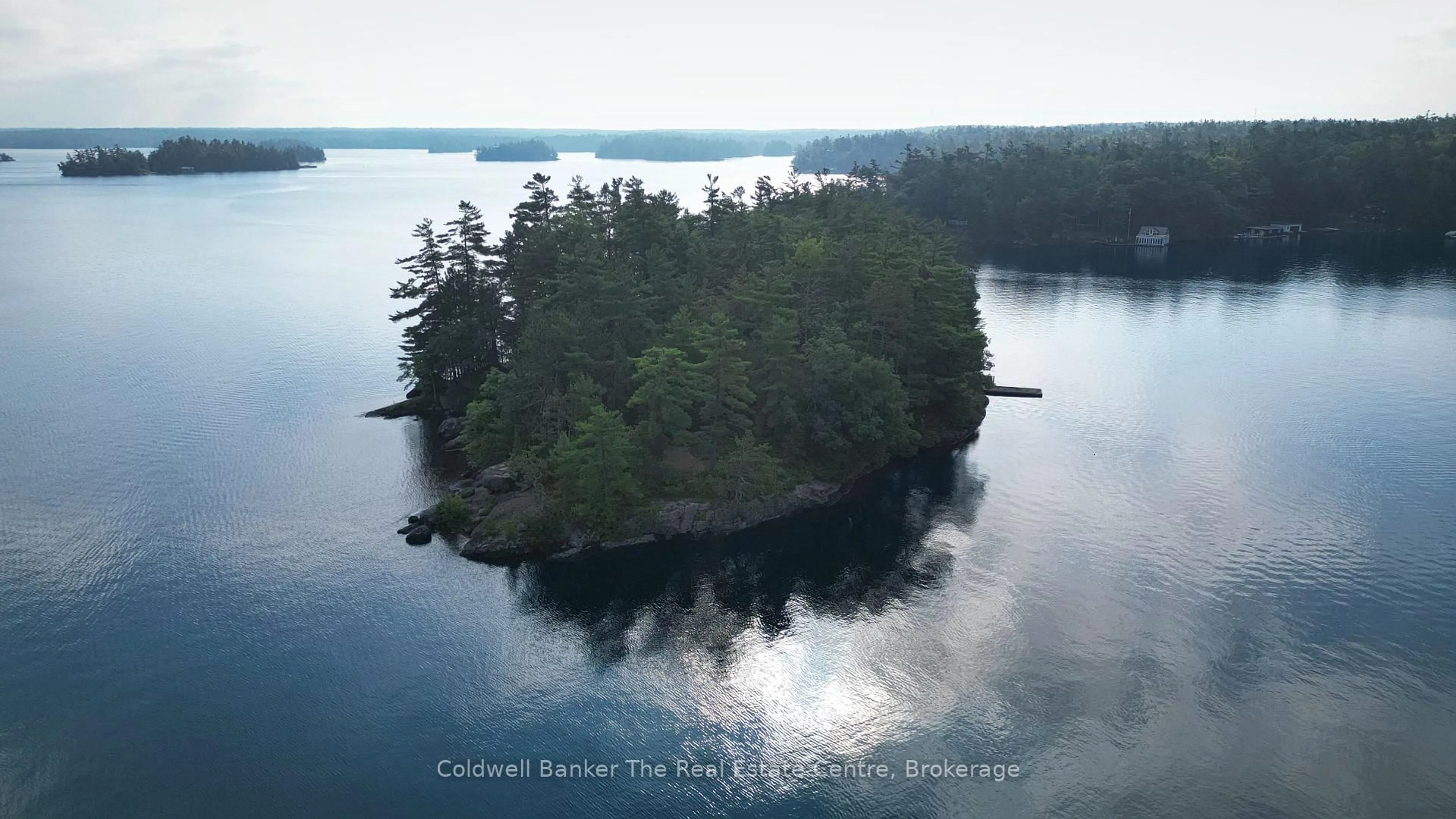 Blurry image for 1 Island 3LM Island, Gravenhurst Ontario P1P 1R2