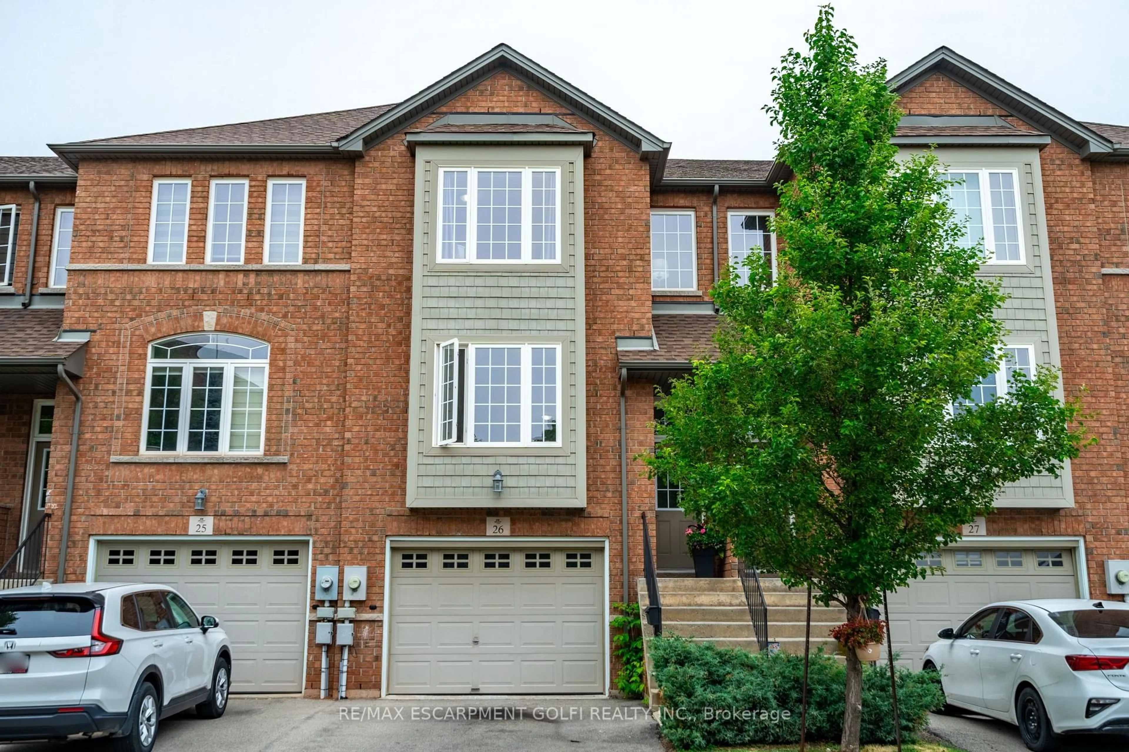 Home with brick exterior material, street for 151 GREEN Rd #26, Hamilton Ontario L8G 3X2
