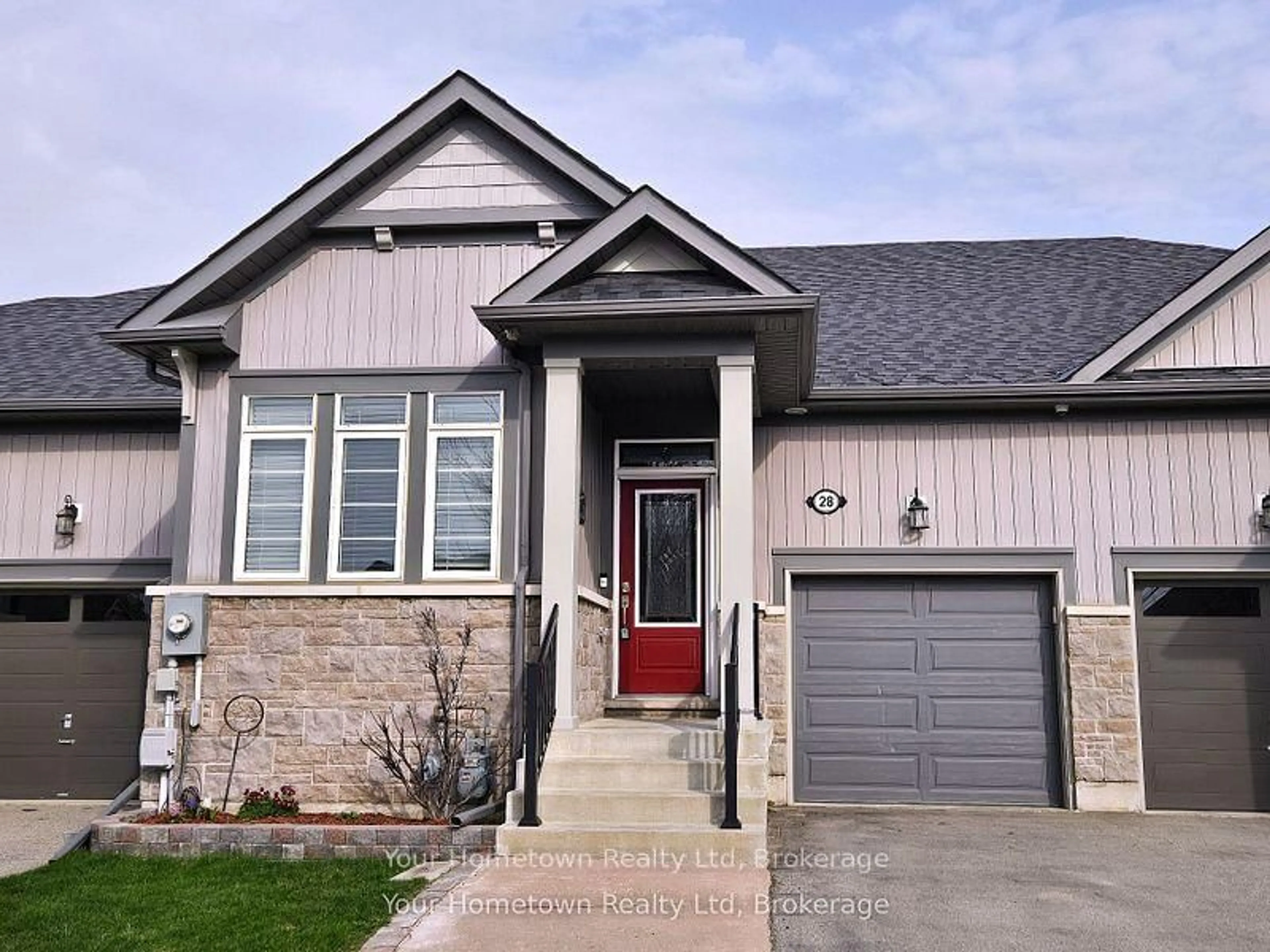 Home with brick exterior material, street for 28 Middleton Ave, Centre Wellington Ontario N1M 0G2