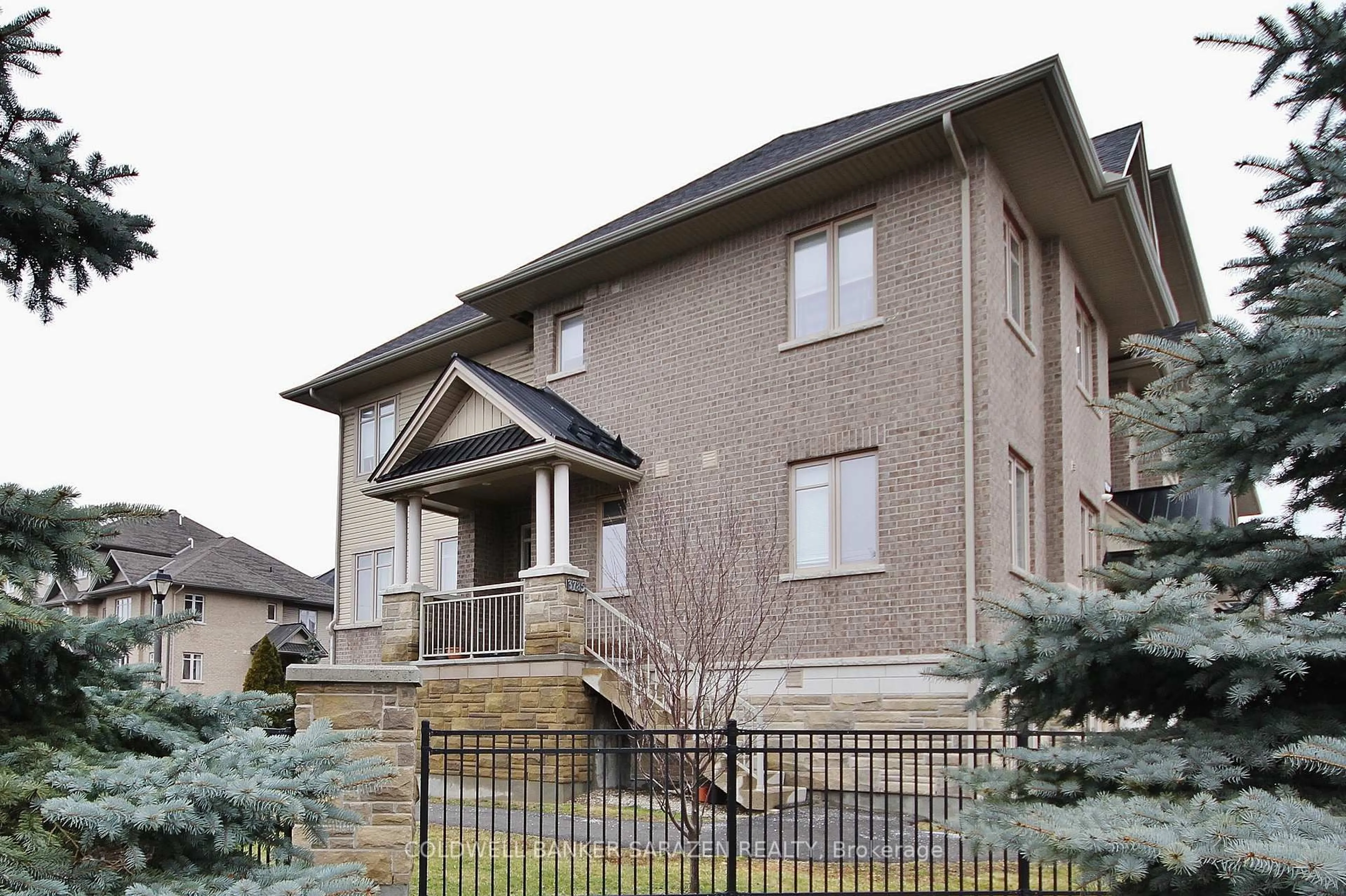 Home with brick exterior material, building for 3785 Canyon Walk Dr #6, Ottawa Ontario K1V 2M4