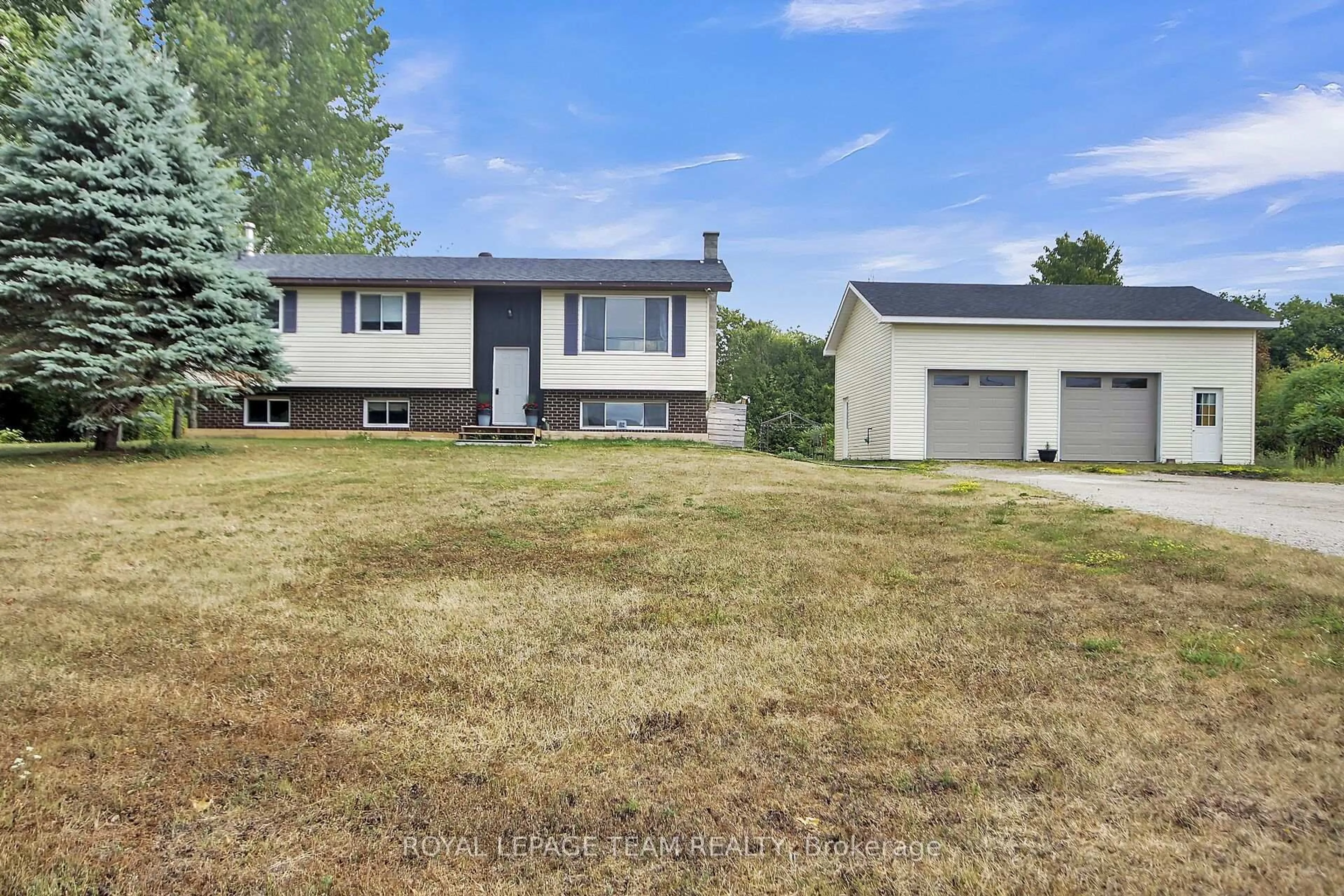 Home with vinyl exterior material, unknown for 179 Anglican Church Rd, Rideau Lakes Ontario K0G 1L0