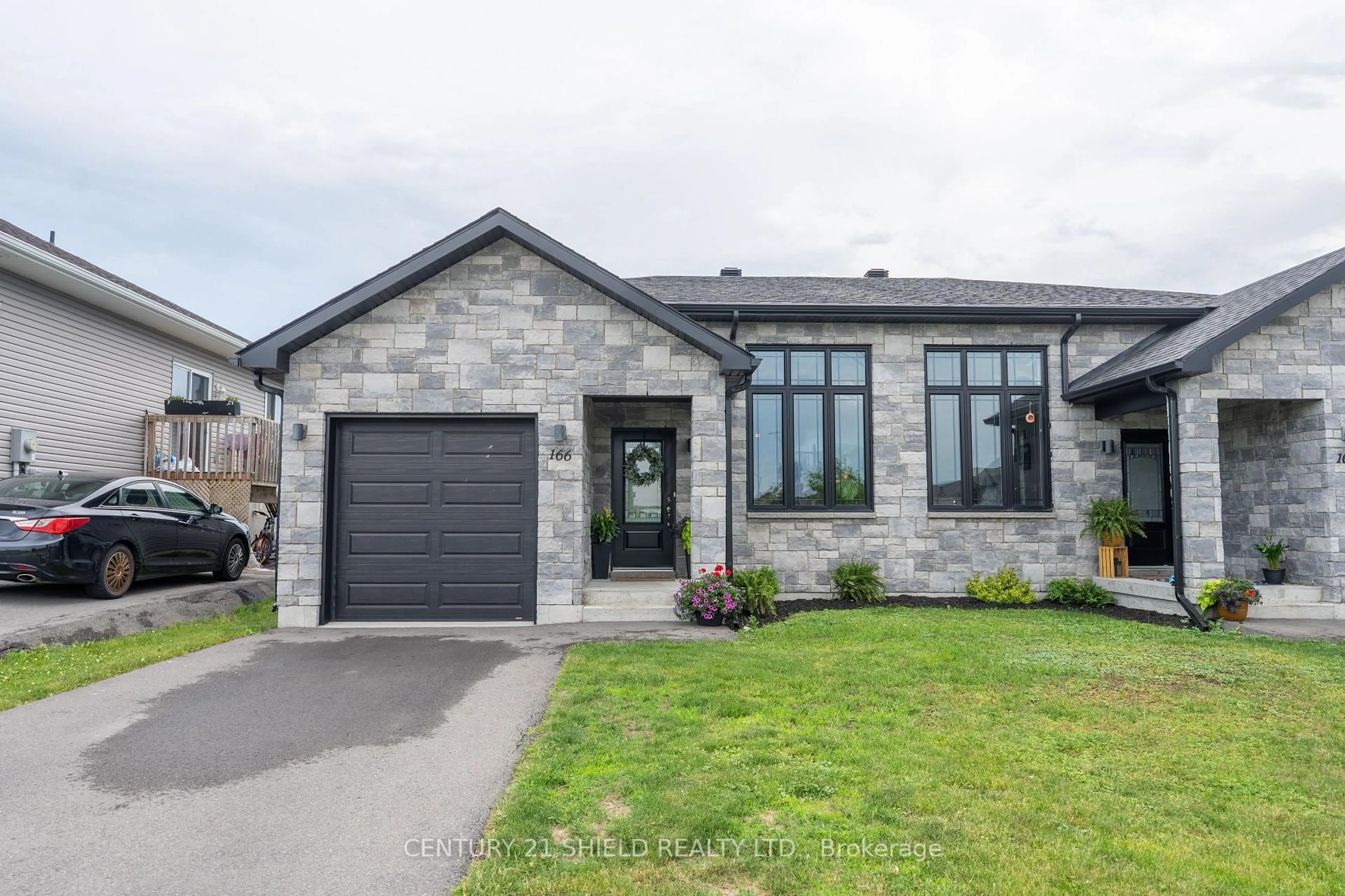 Home with brick exterior material, street for 166 Bellwood Dr, Cornwall Ontario K6H 7M3