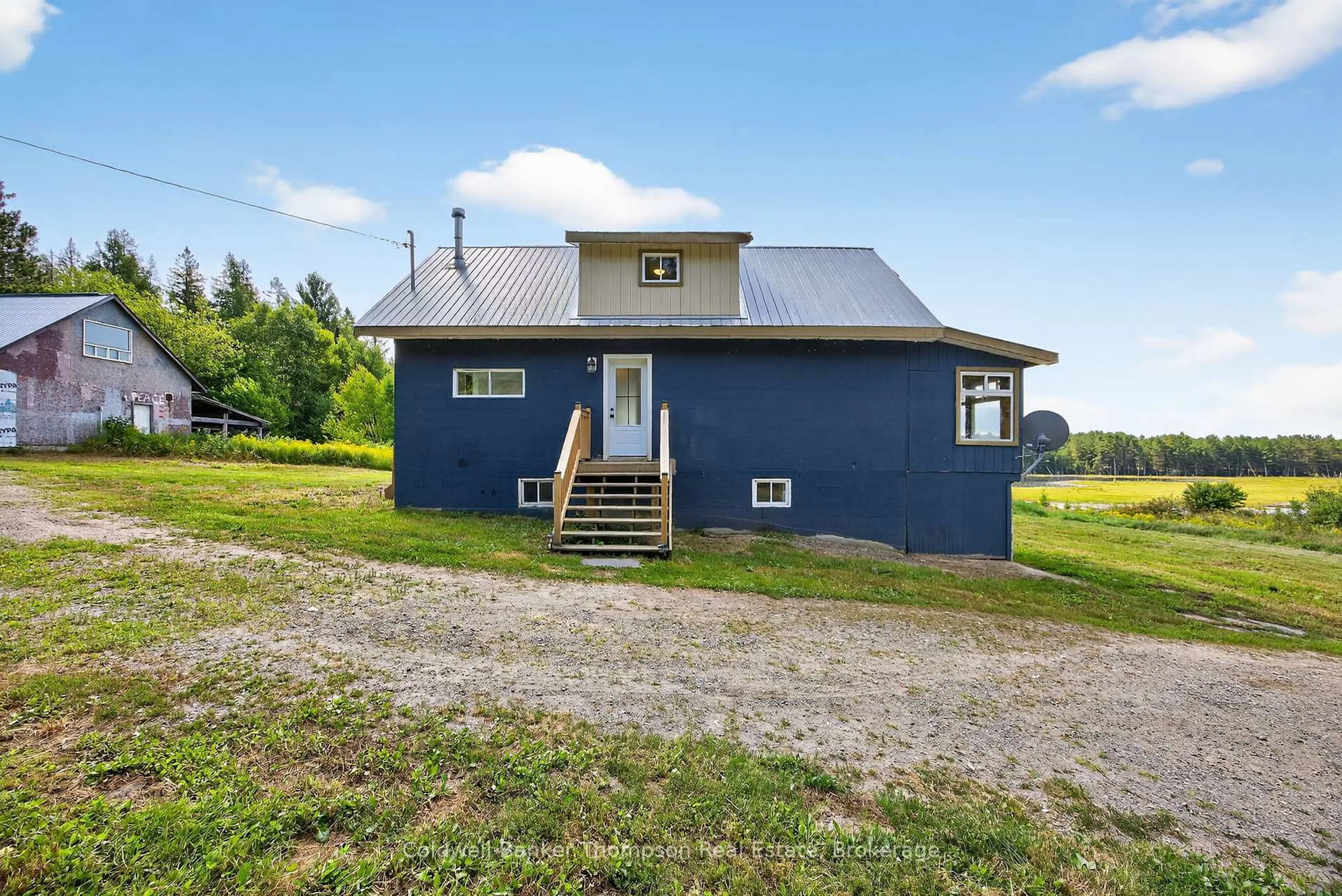 Unknown for 193 Yearly Community Centre Rd, Huntsville Ontario P0B 1M0