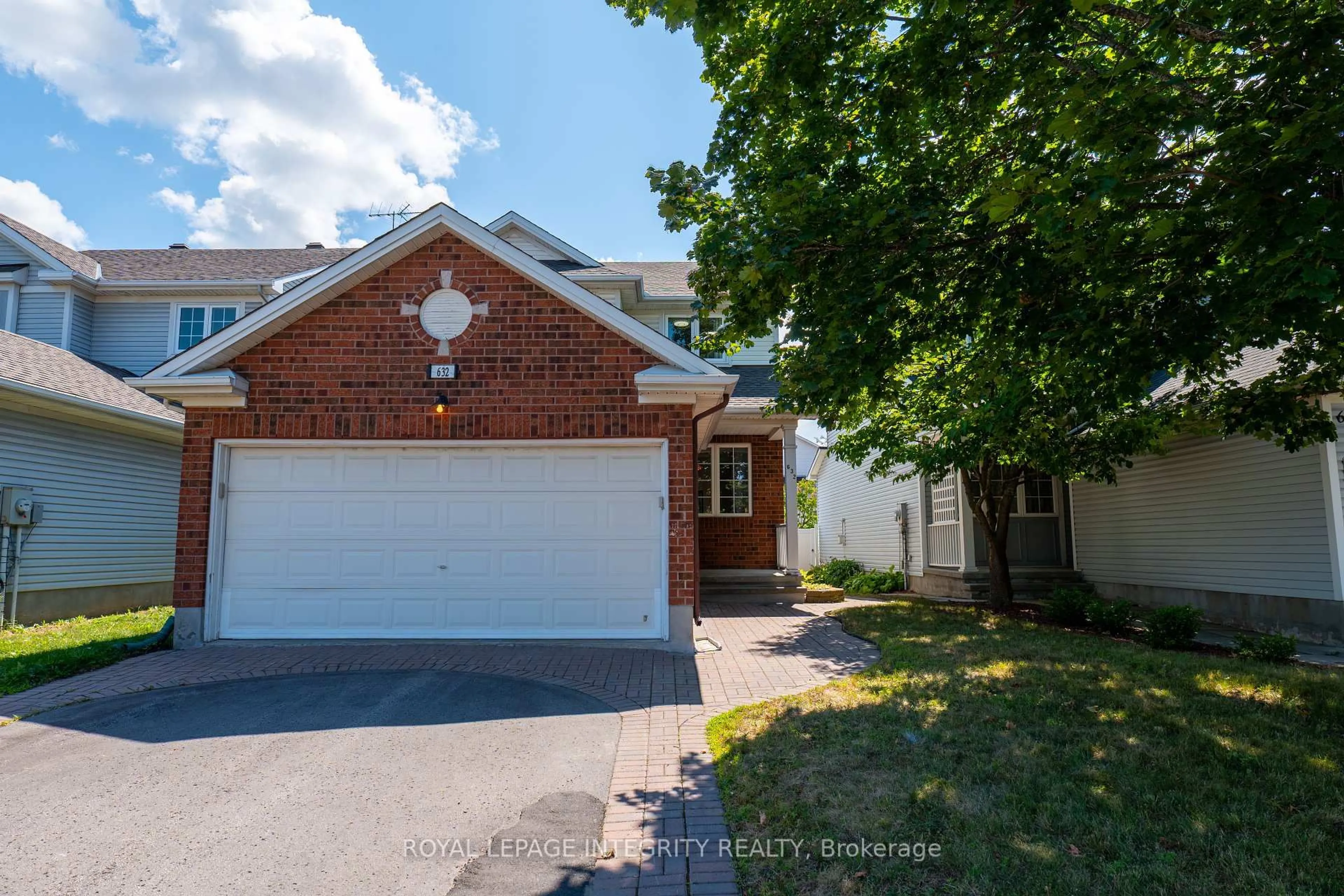 Home with brick exterior material, street for 632 VALIN St, Ottawa Ontario K4A 3S9