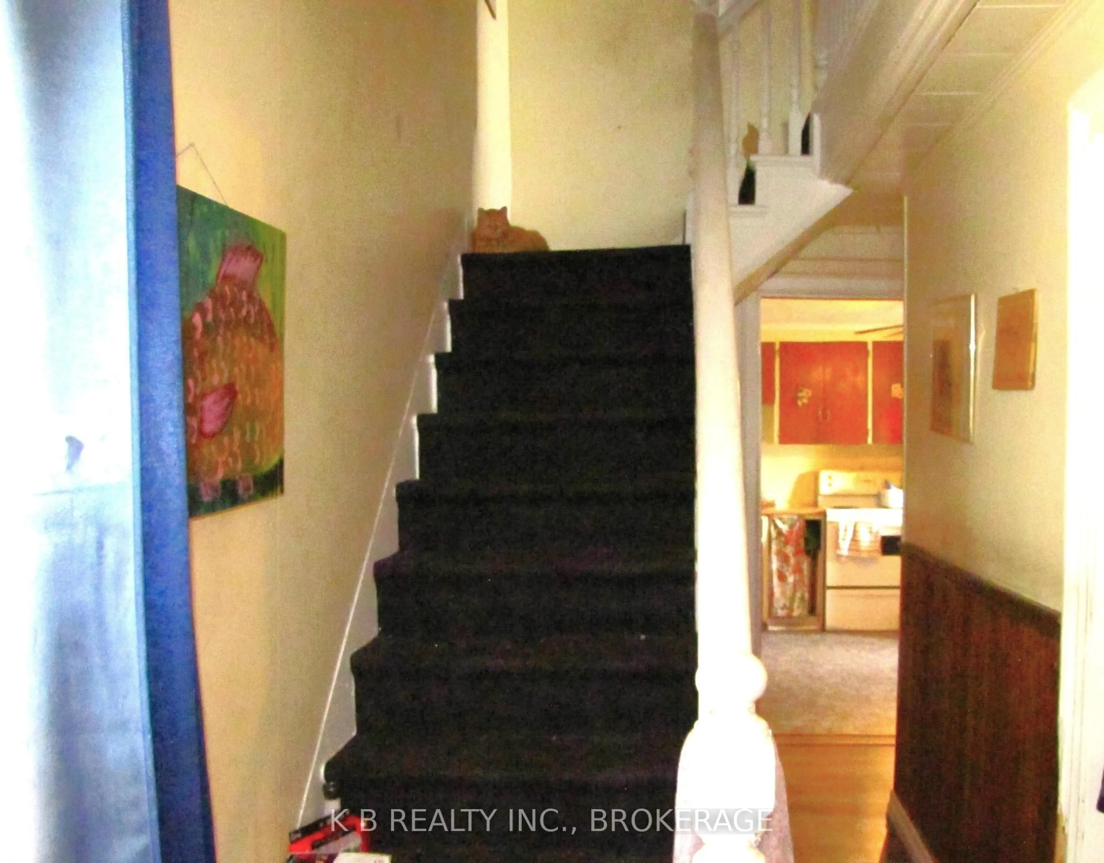 Unknown for 229 Gore St, Perth Ontario K7H 1K6