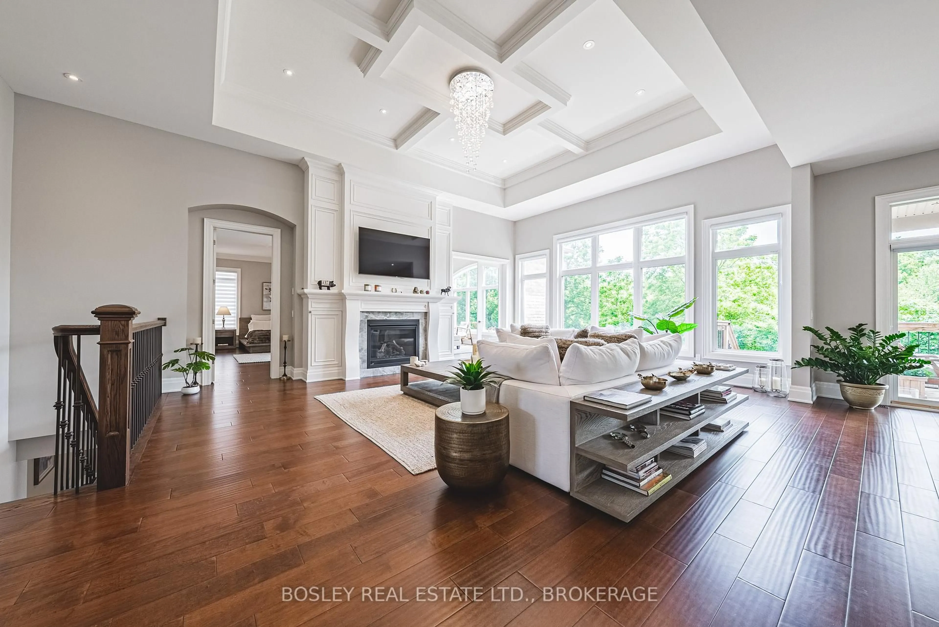 Living room with furniture, unknown for 32 Philmori Blvd, Pelham Ontario L0S 1E5