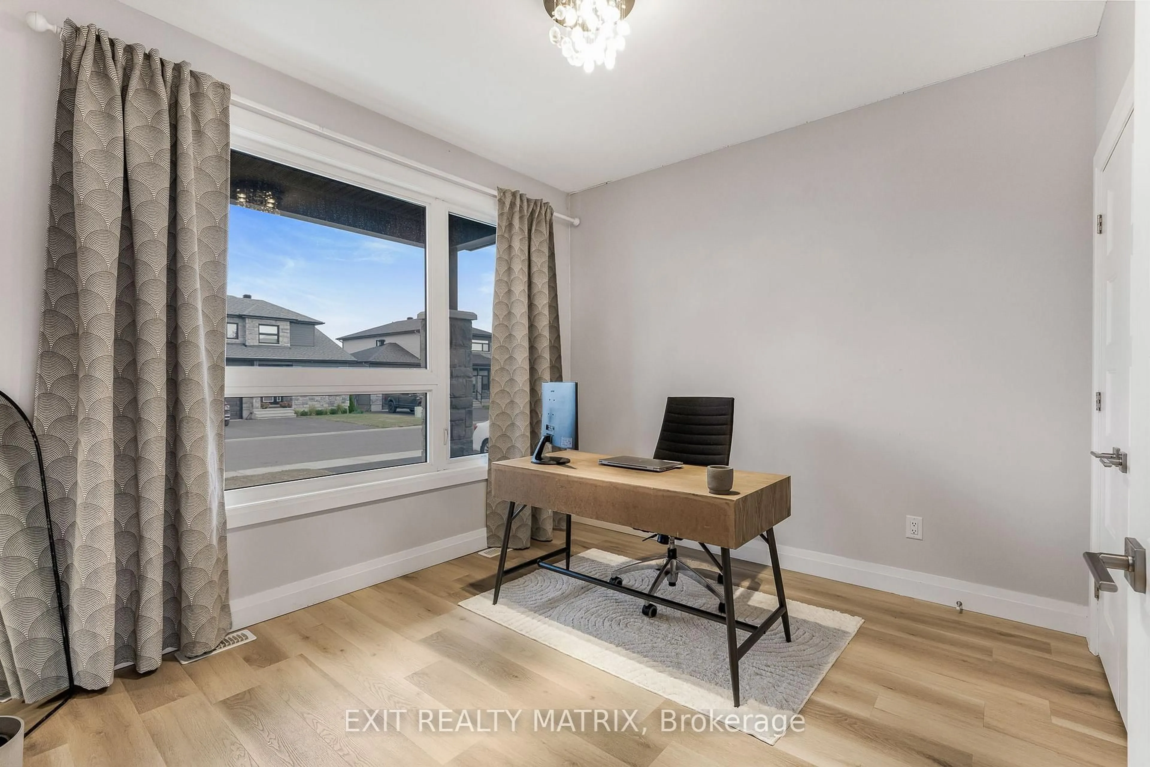 A pic of a room for 409 Colmar St, Russell Ontario K0A 1W0
