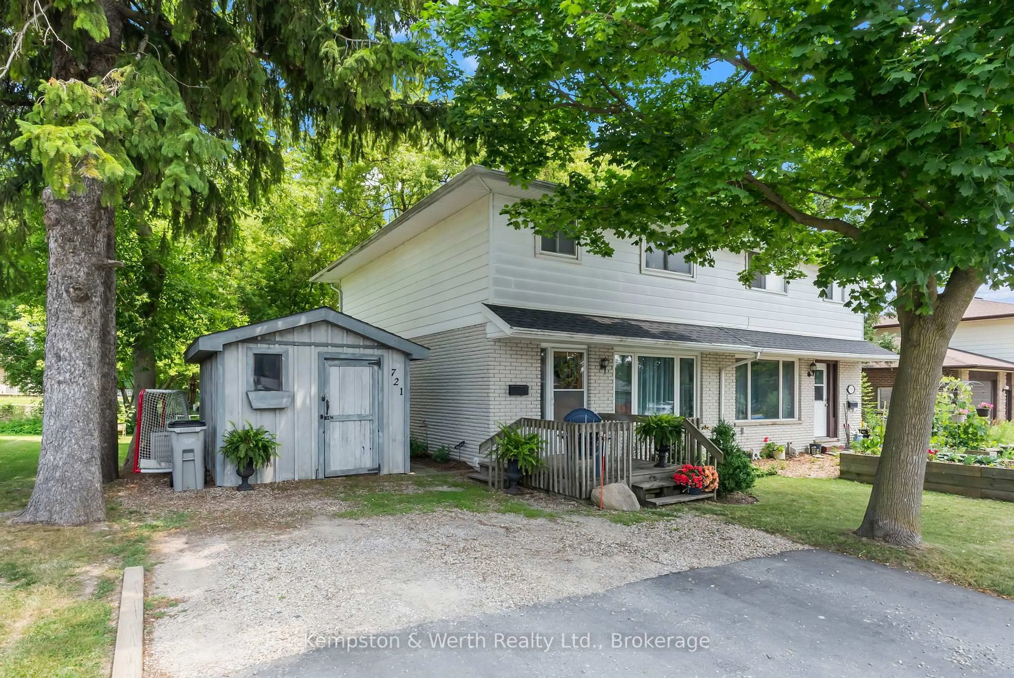 A pic from outside/outdoor area/front of a property/back of a property/a pic from drone, street for 721 John St, North Perth Ontario N4W 1B6