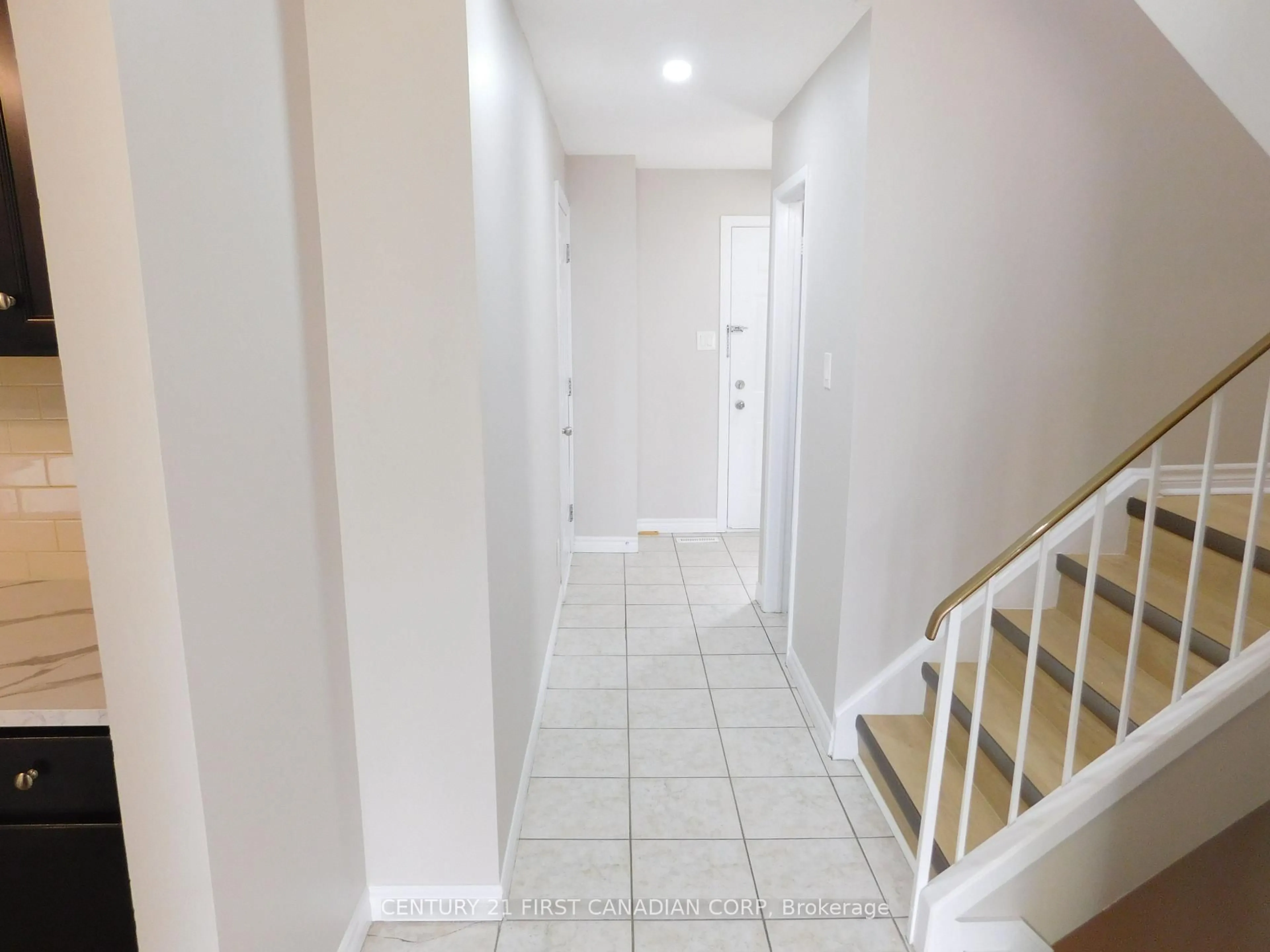 Unknown for 500 Osgoode Dr #2, London South Ontario N6E 2G9