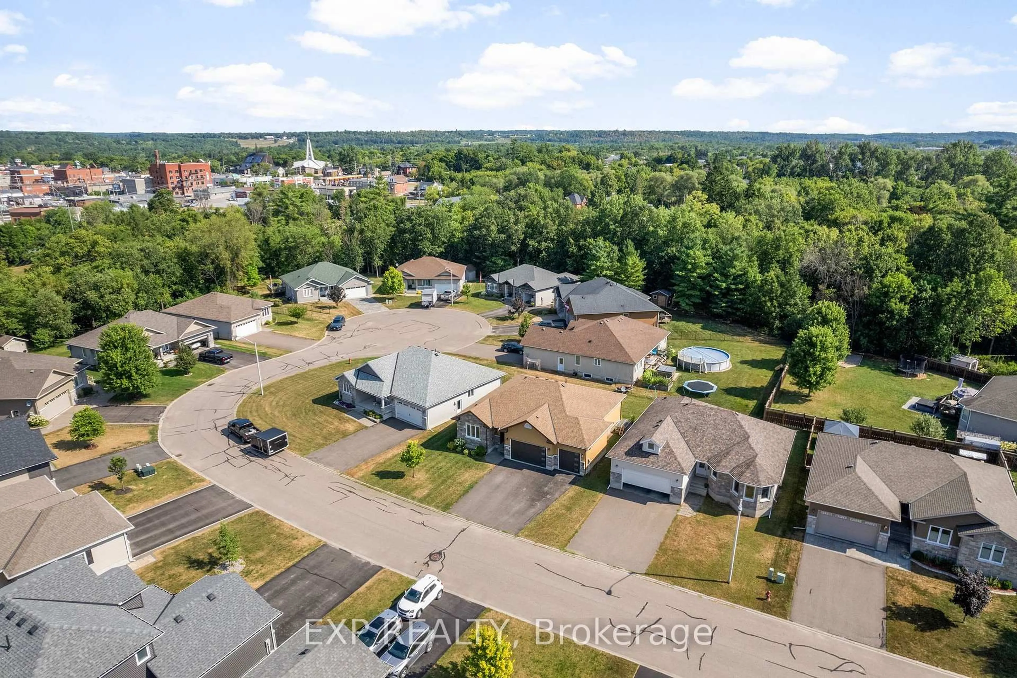 A pic from outside/outdoor area/front of a property/back of a property/a pic from drone, unknown for 511 Coleraine Dr, Renfrew Ontario K7V 1X3