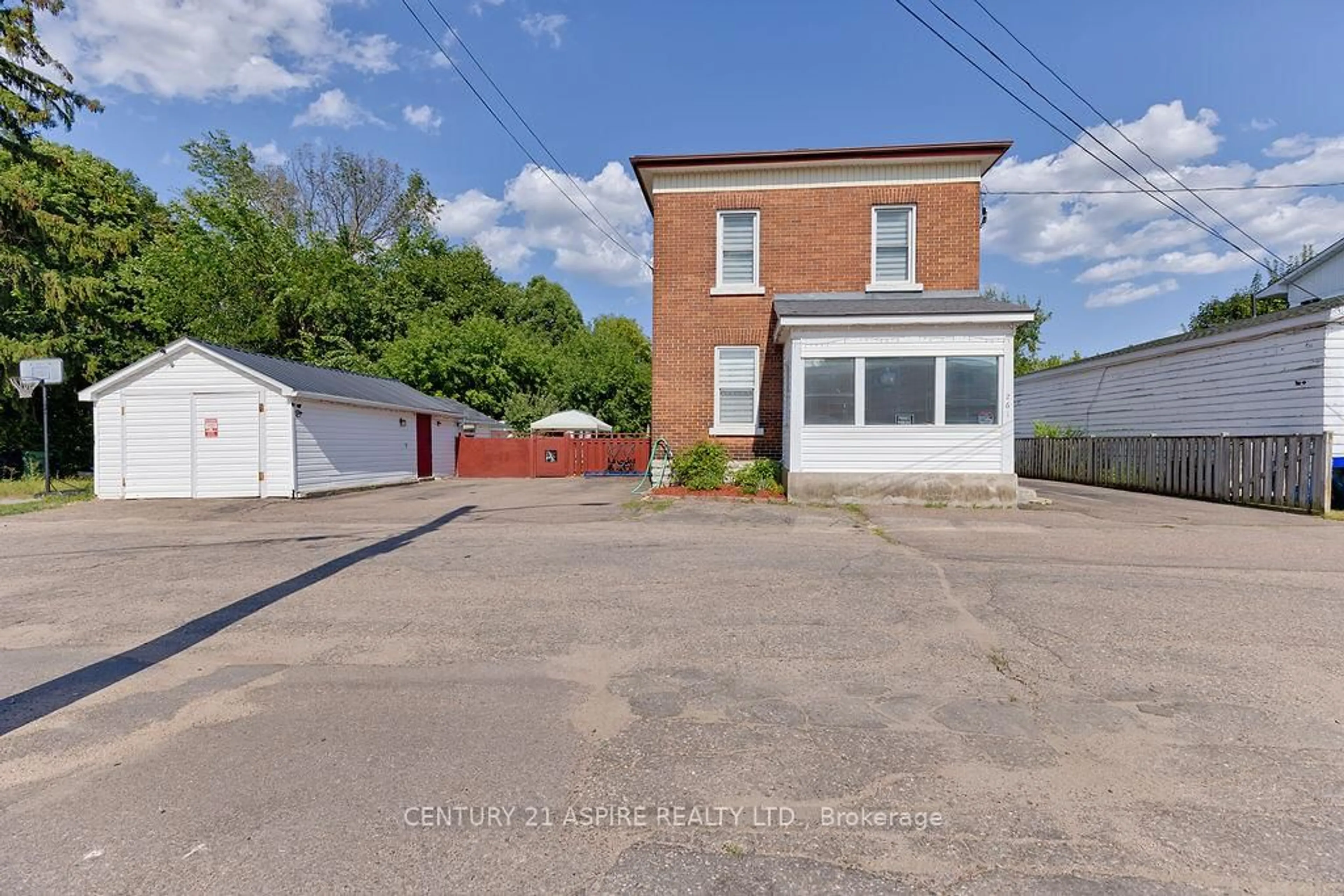 A pic from outside/outdoor area/front of a property/back of a property/a pic from drone, street for 261 Maiden Lane, Pembroke Ontario K8A 4J9