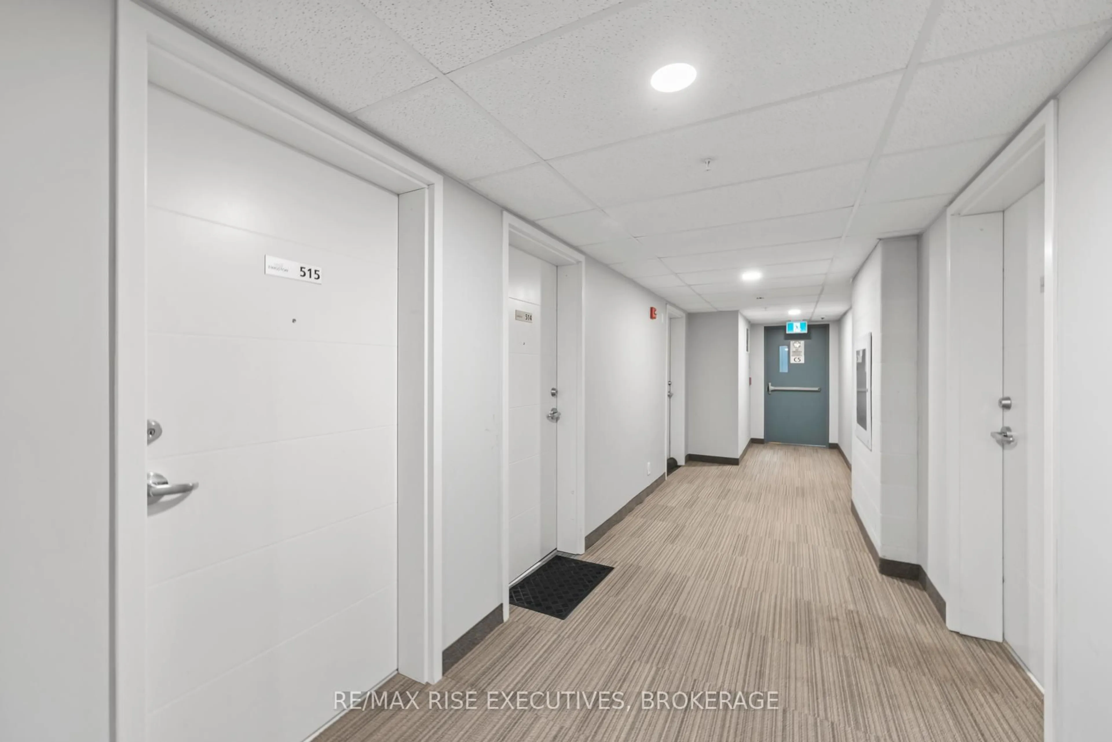 Indoor foyer for 652 Princess St #515, Kingston Ontario K7L 1E5