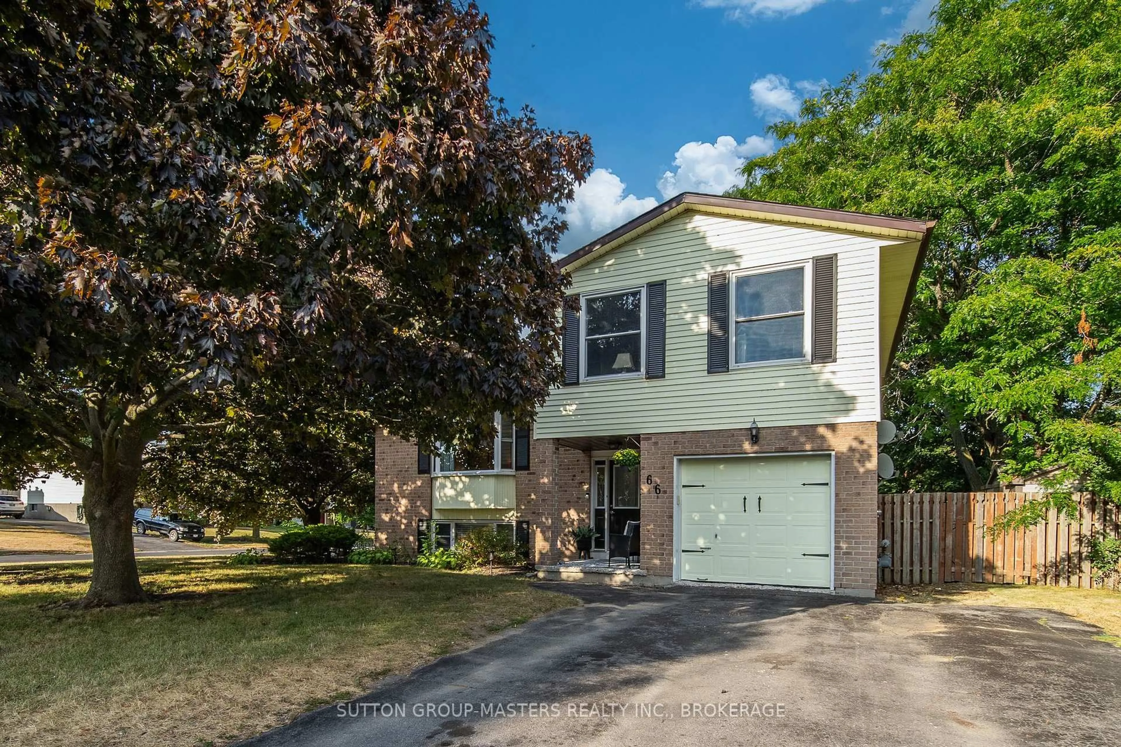 Home with vinyl exterior material, street for 66 Nicholson Cres, Loyalist Ontario K7N 1X1