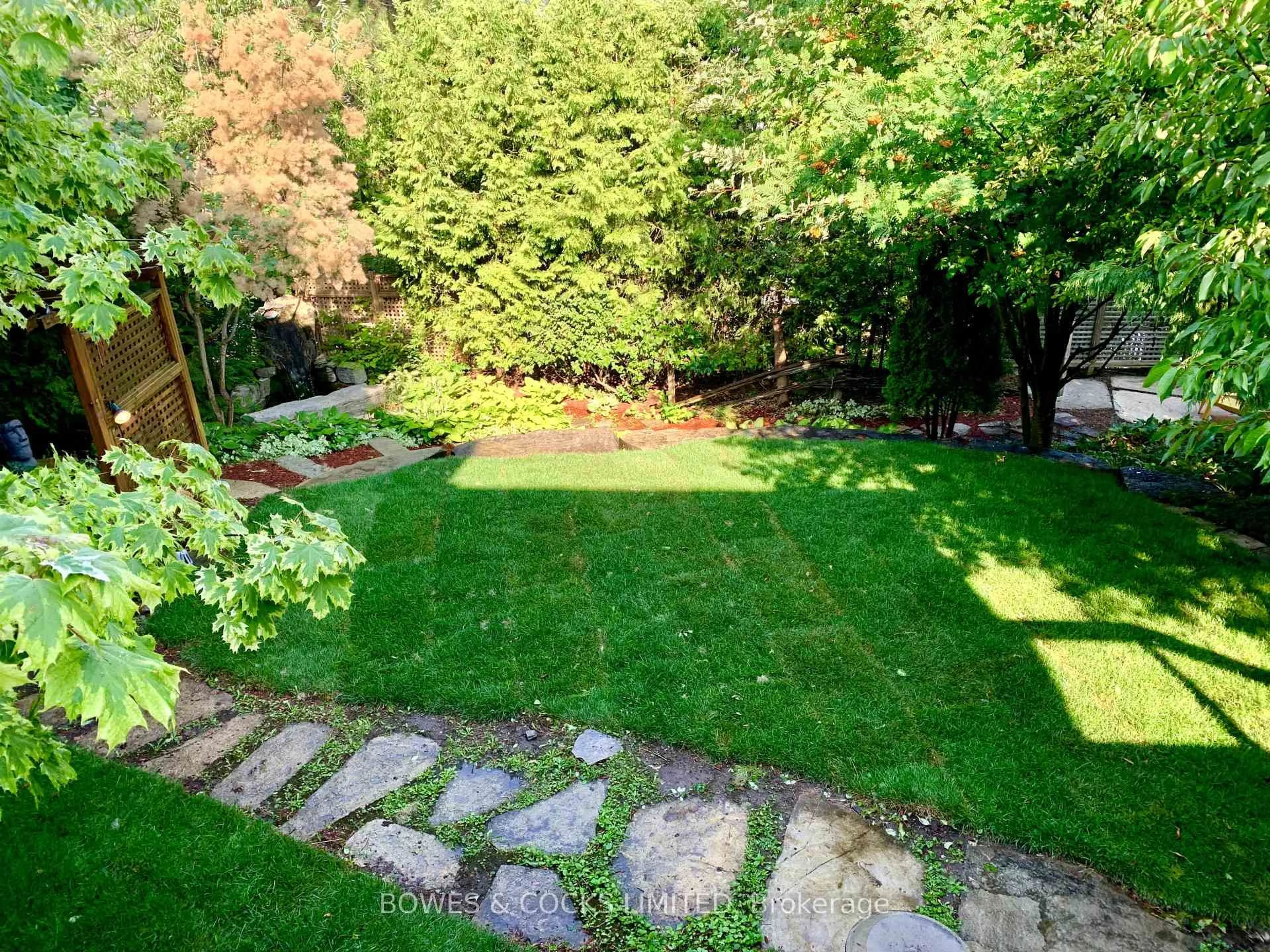 A pic from outside/outdoor area/front of a property/back of a property/a pic from drone, forest/trees view for 1543 Scollard Cres, Peterborough East Ontario K9H 7L1