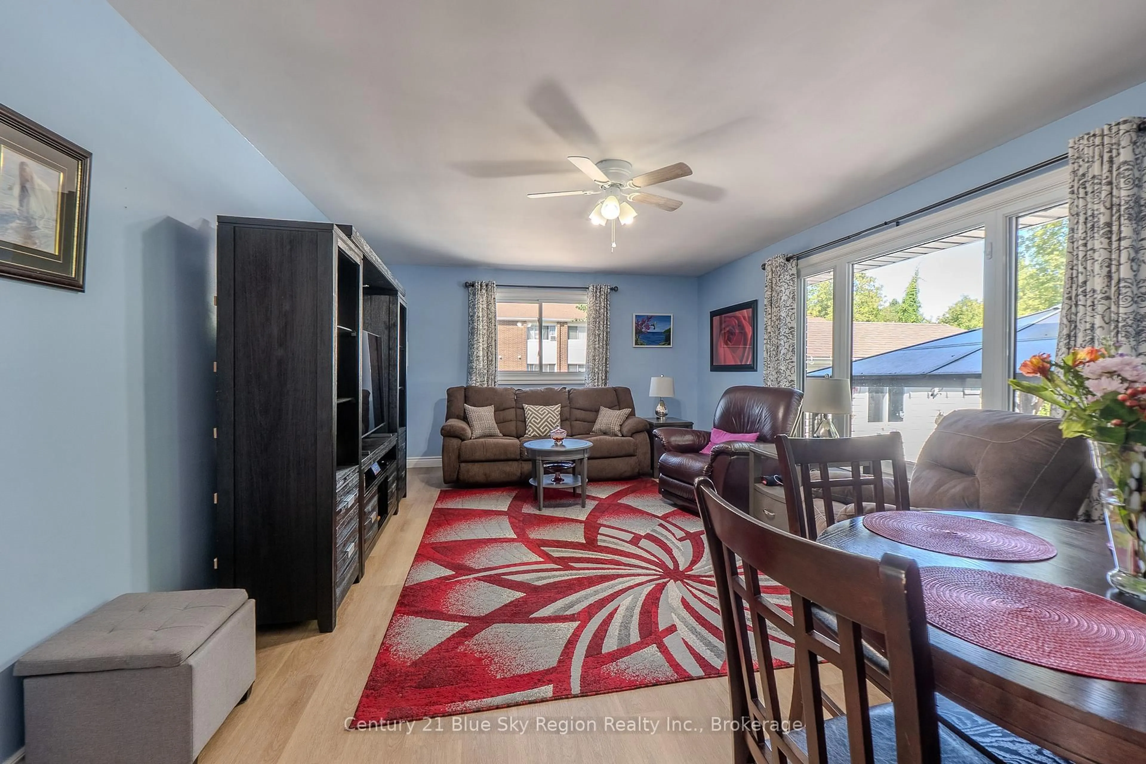 Living room with furniture, unknown for 25 William St, West Nipissing Ontario P2B 2Y2