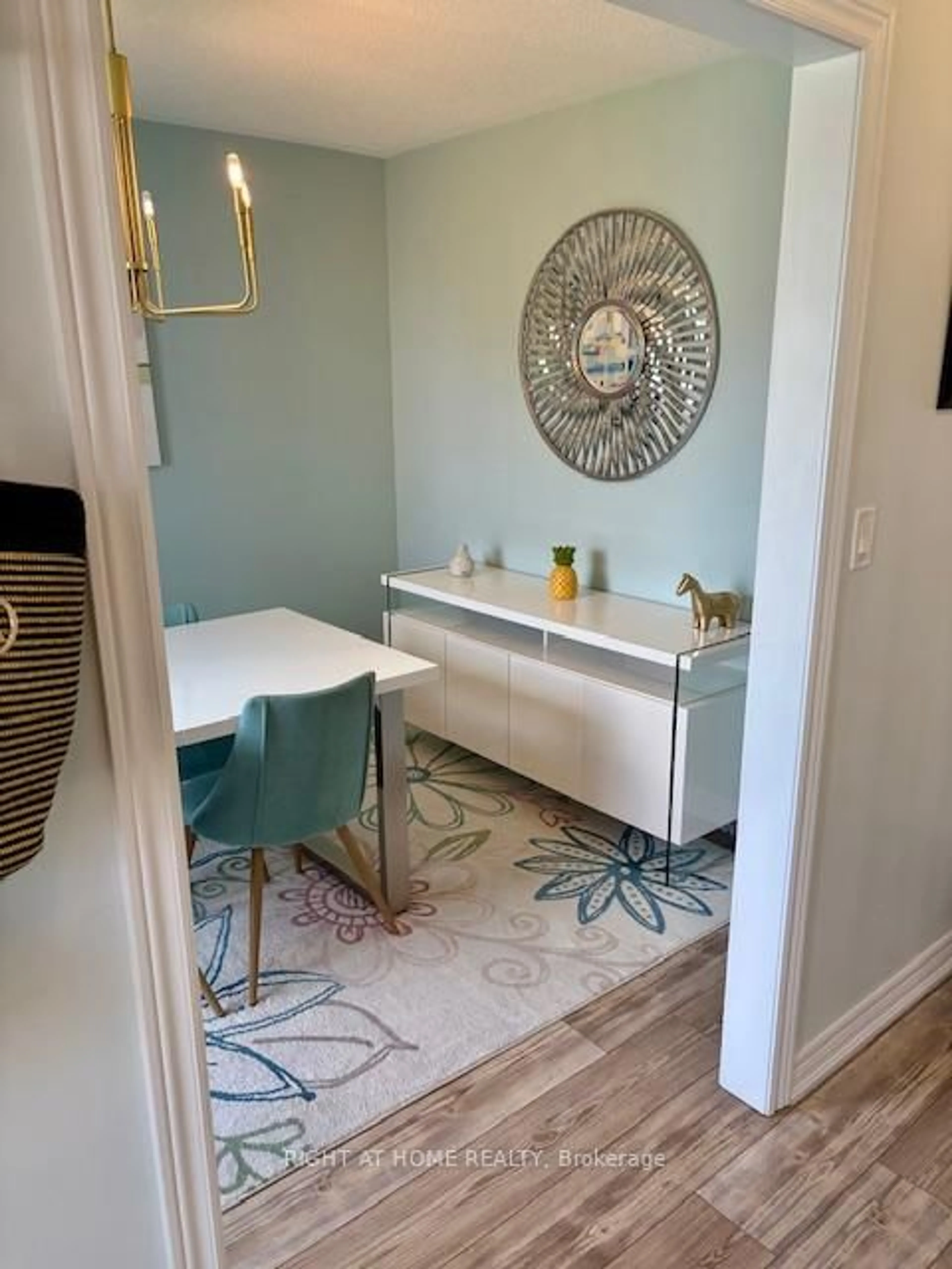 A pic of a room for 997 Denton Dr, Cobourg Ontario K9A 1A9
