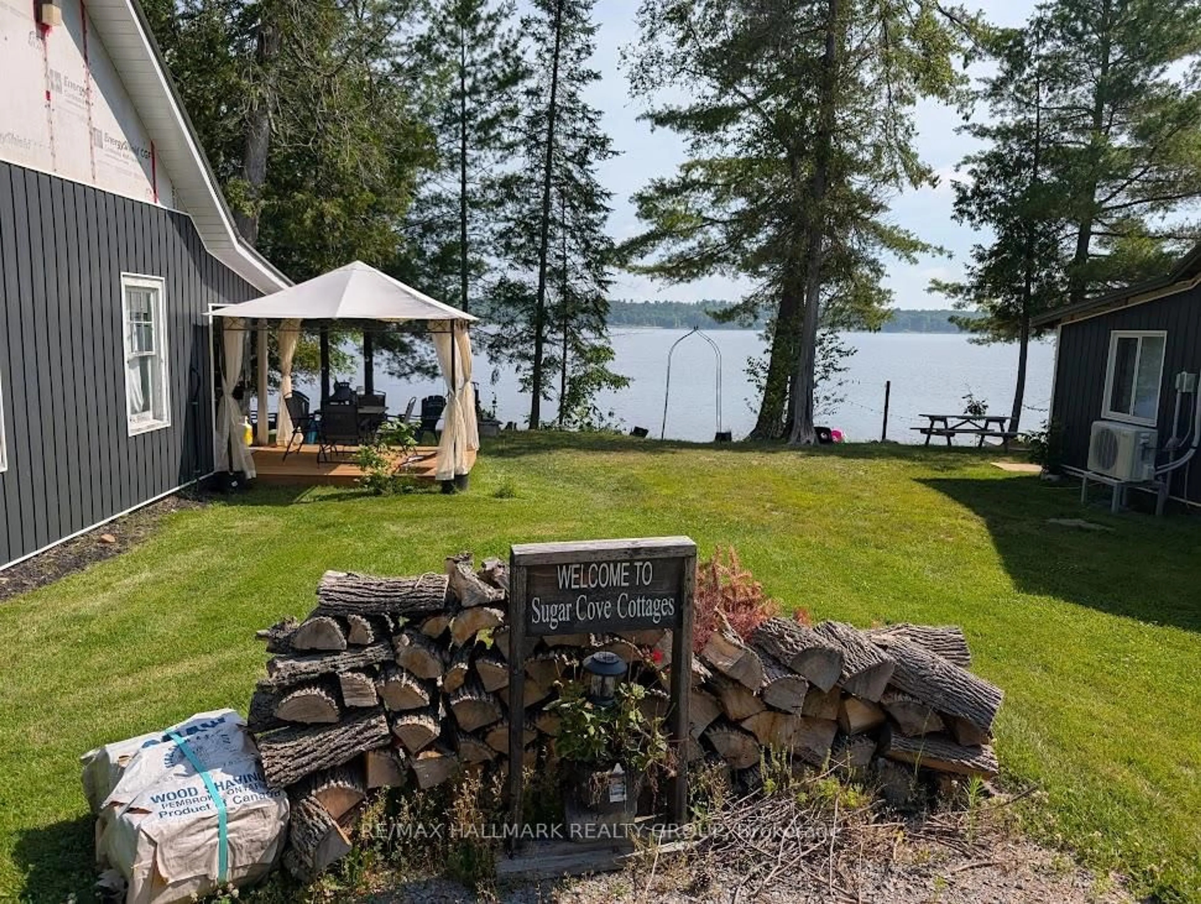 Patio, water/lake/river/ocean view for 754 Forest Park Rd, Pembroke Ontario K8A 6W2