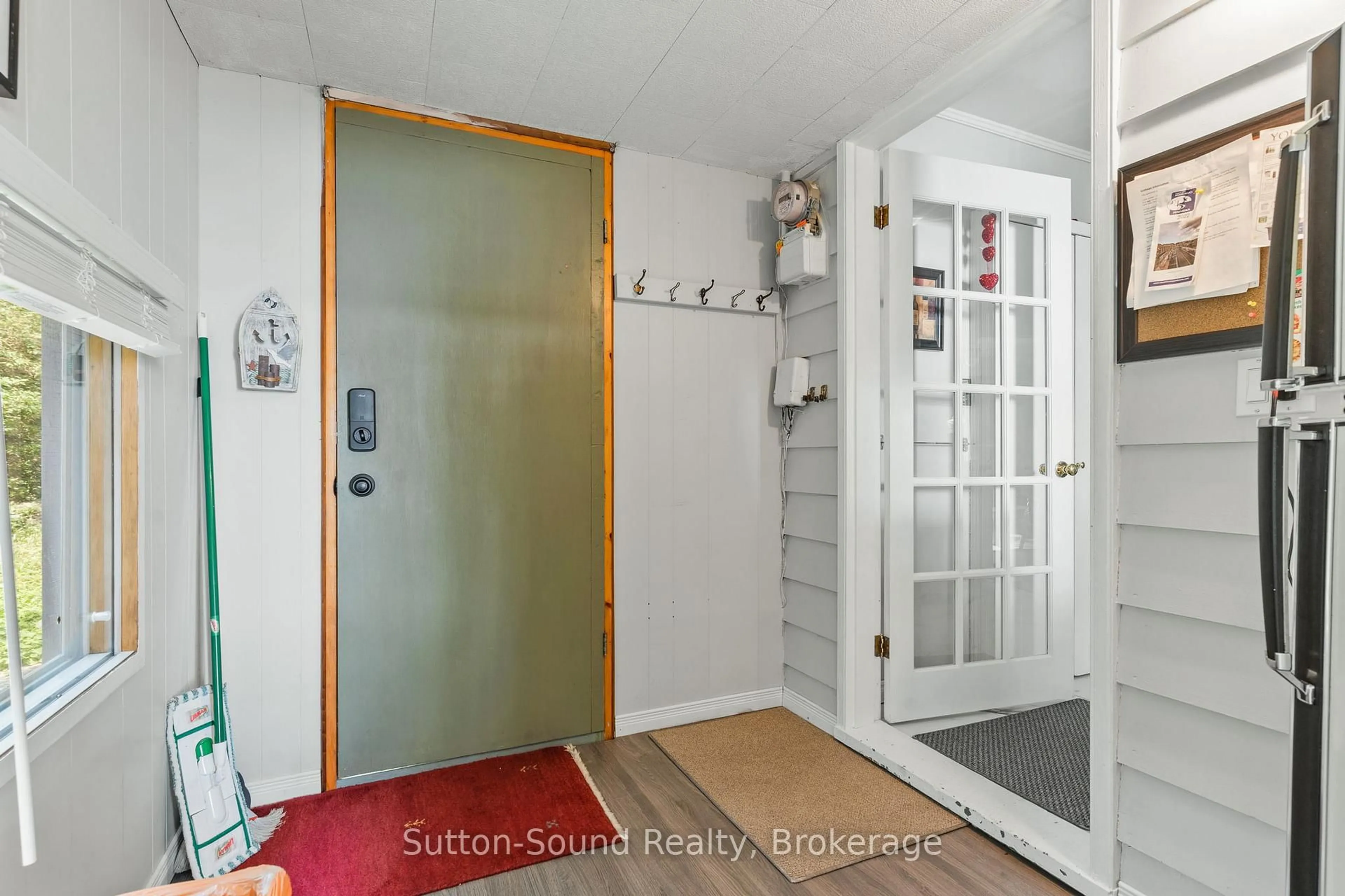Indoor entryway for 606 Mallory Beach Rd, South Bruce Peninsula Ontario N0H 2T0