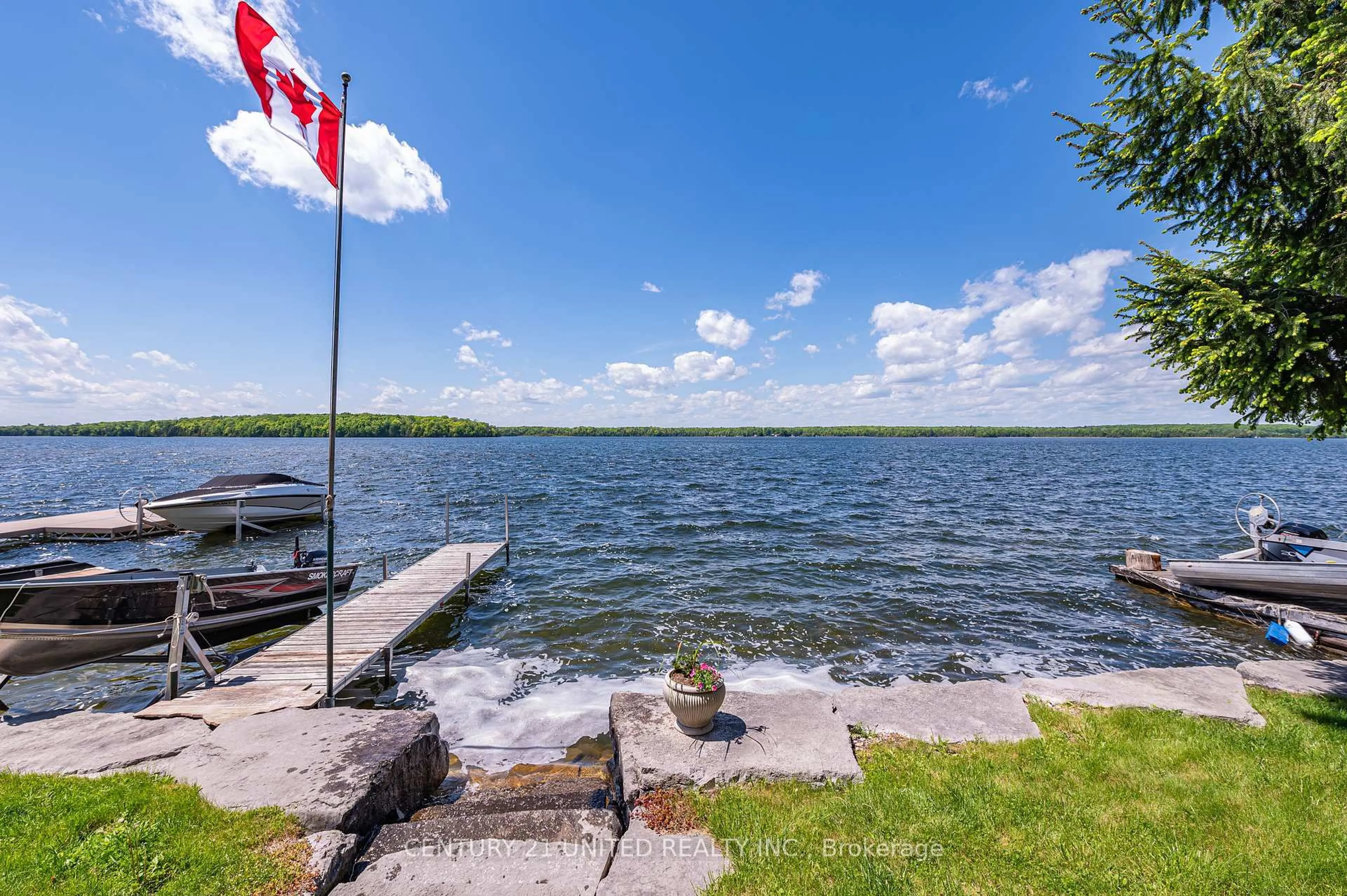 Patio, water/lake/river/ocean view for 2418 Upper Chemung Dr, Selwyn Ontario K0L 2H0