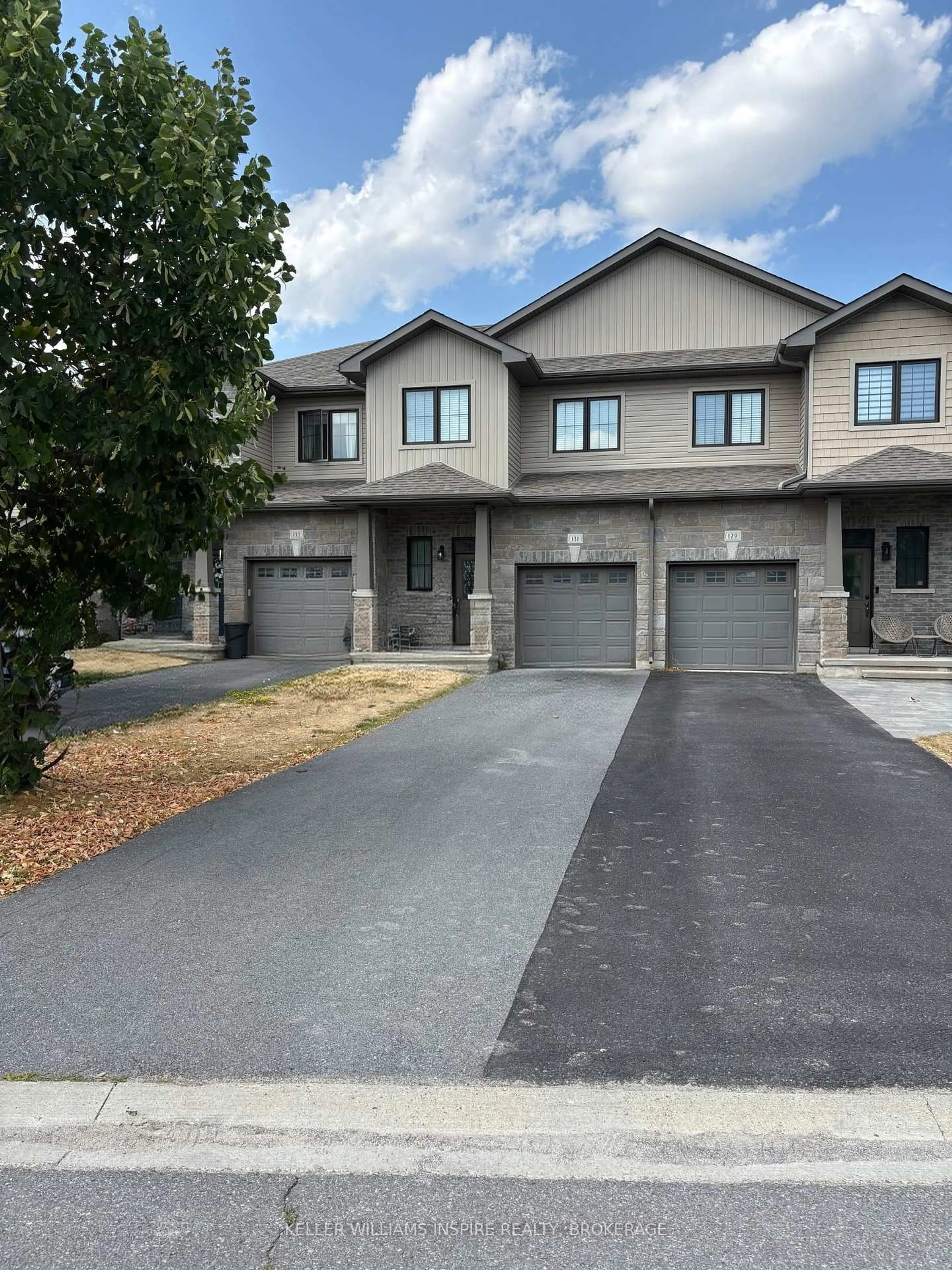 Unknown for 131 SIMURDA Crt, Loyalist Ontario K7N 1Y7