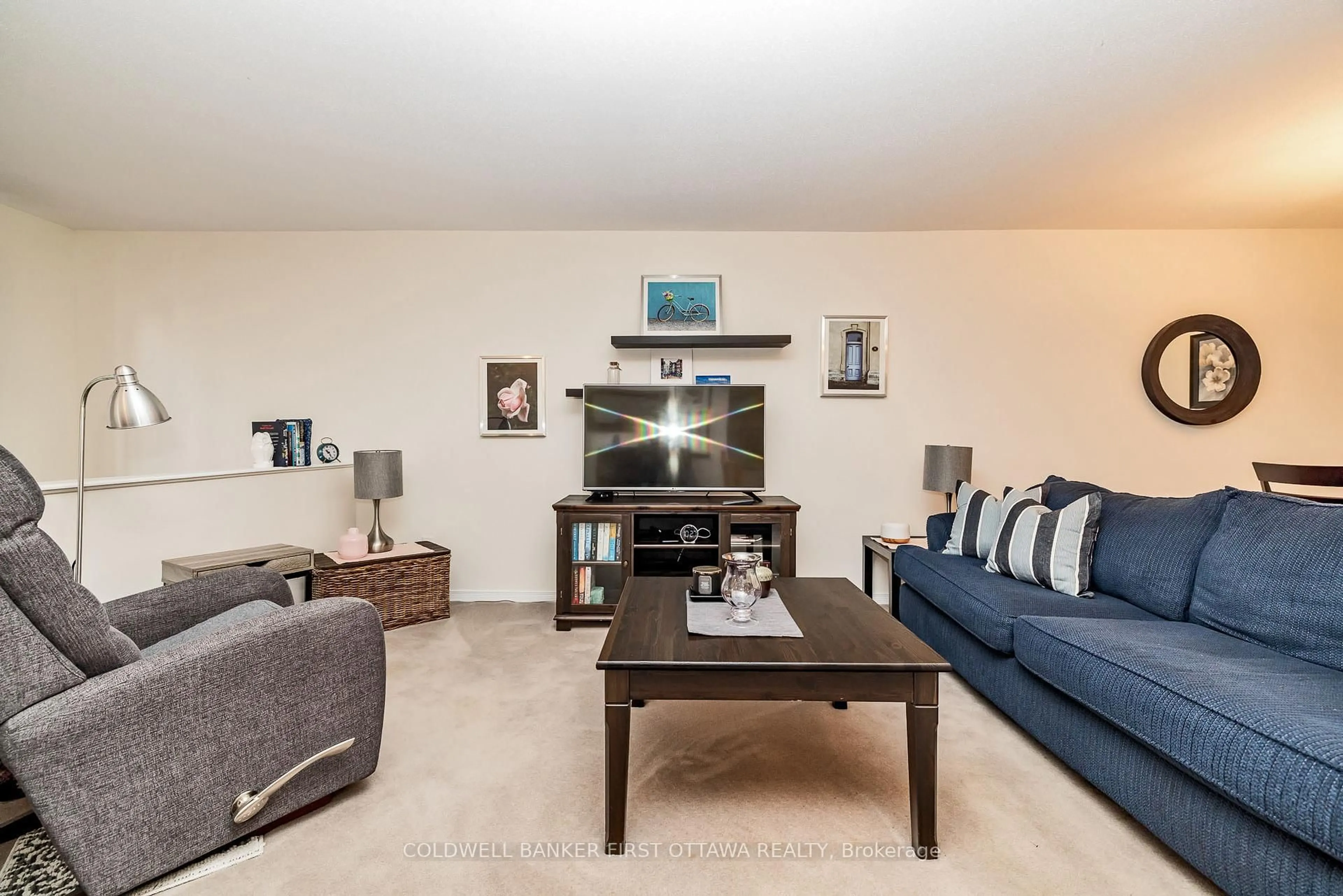 Living room with furniture, unknown for 389 Wiffen Private, Ottawa Ontario K2H 1G4