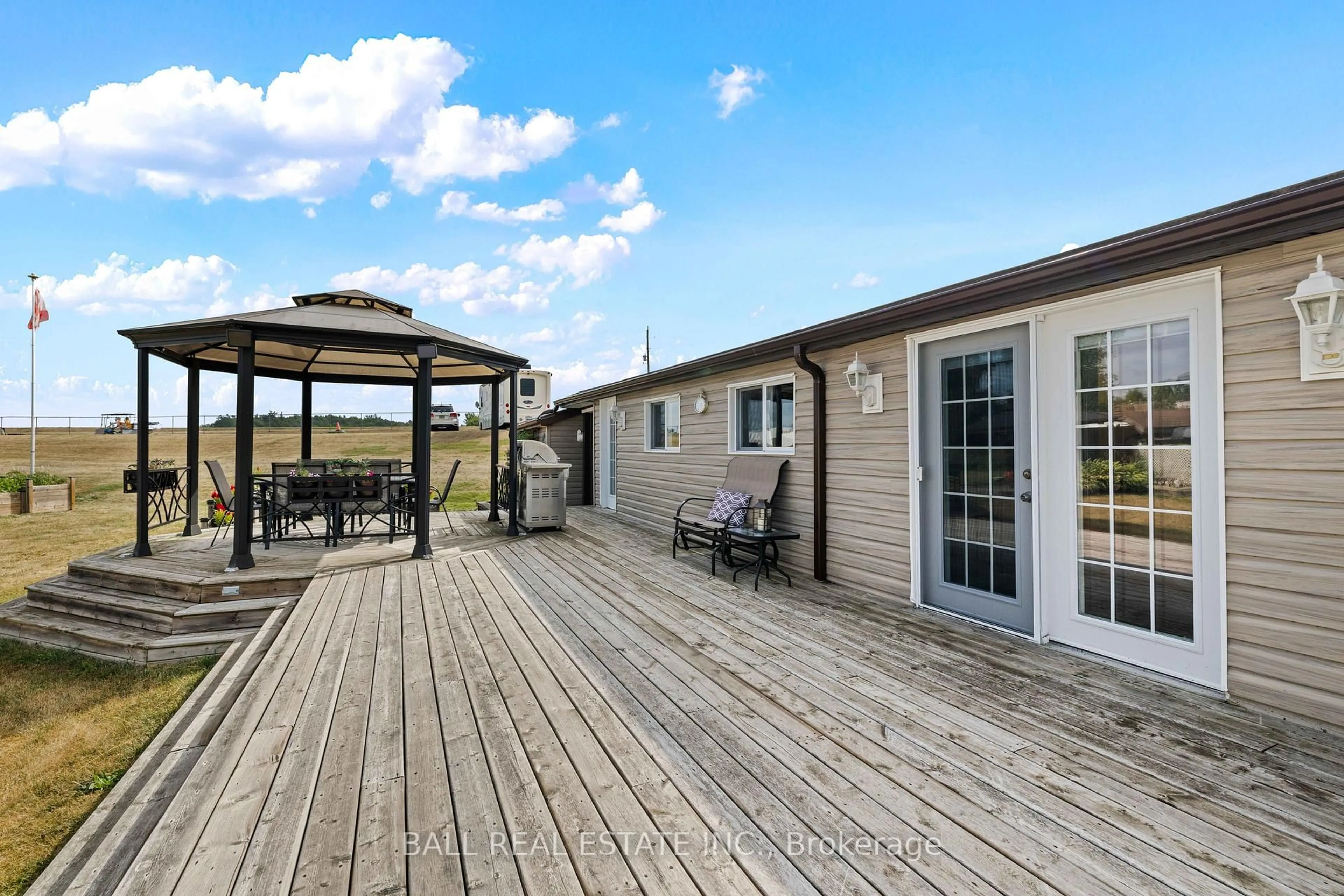 Patio, water/lake/river/ocean view for 18 Edwin Crt, Otonabee-South Monaghan Ontario K0L 2G0