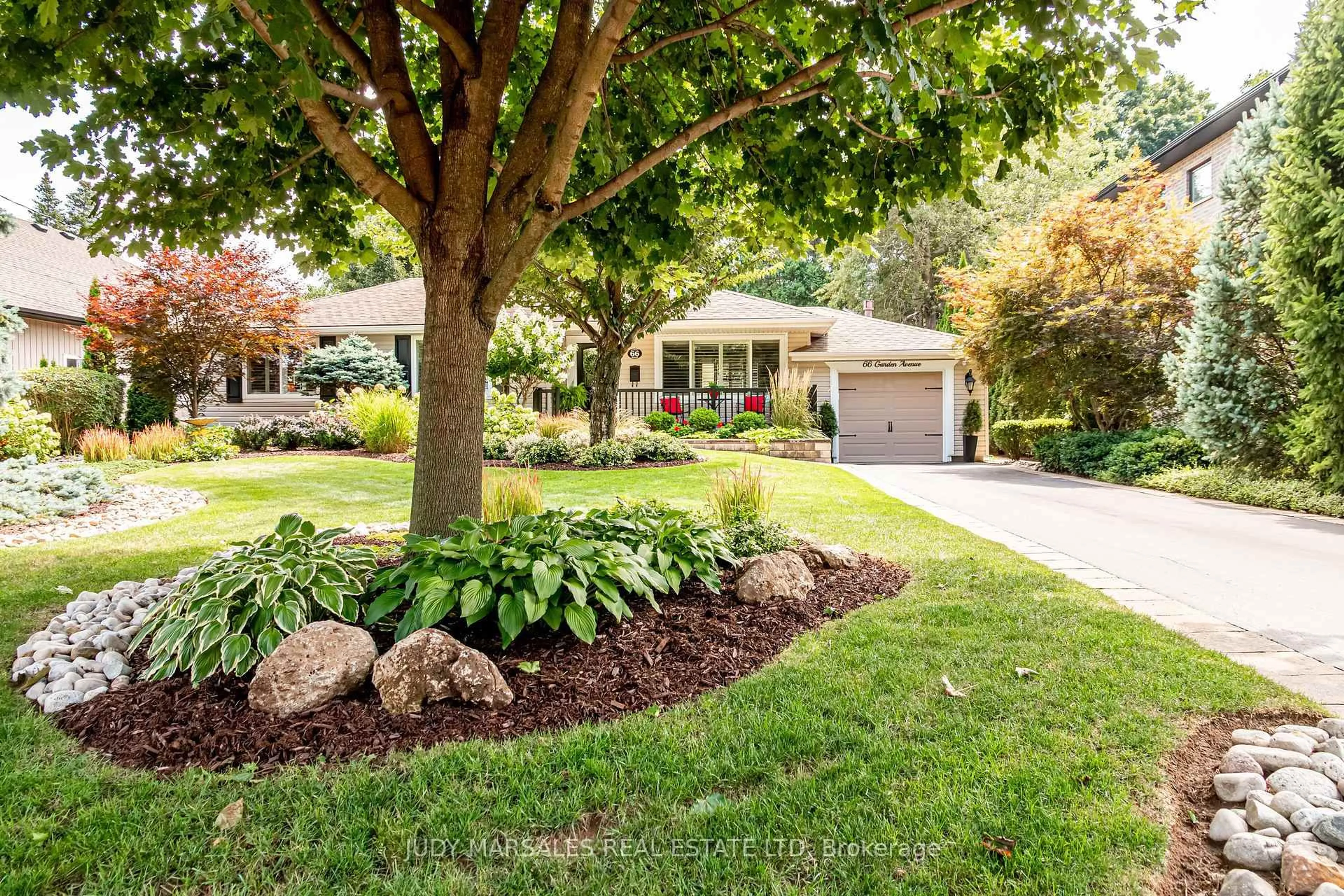 Home with brick exterior material, street for 66 Garden Ave, Hamilton Ontario L9G 2J5